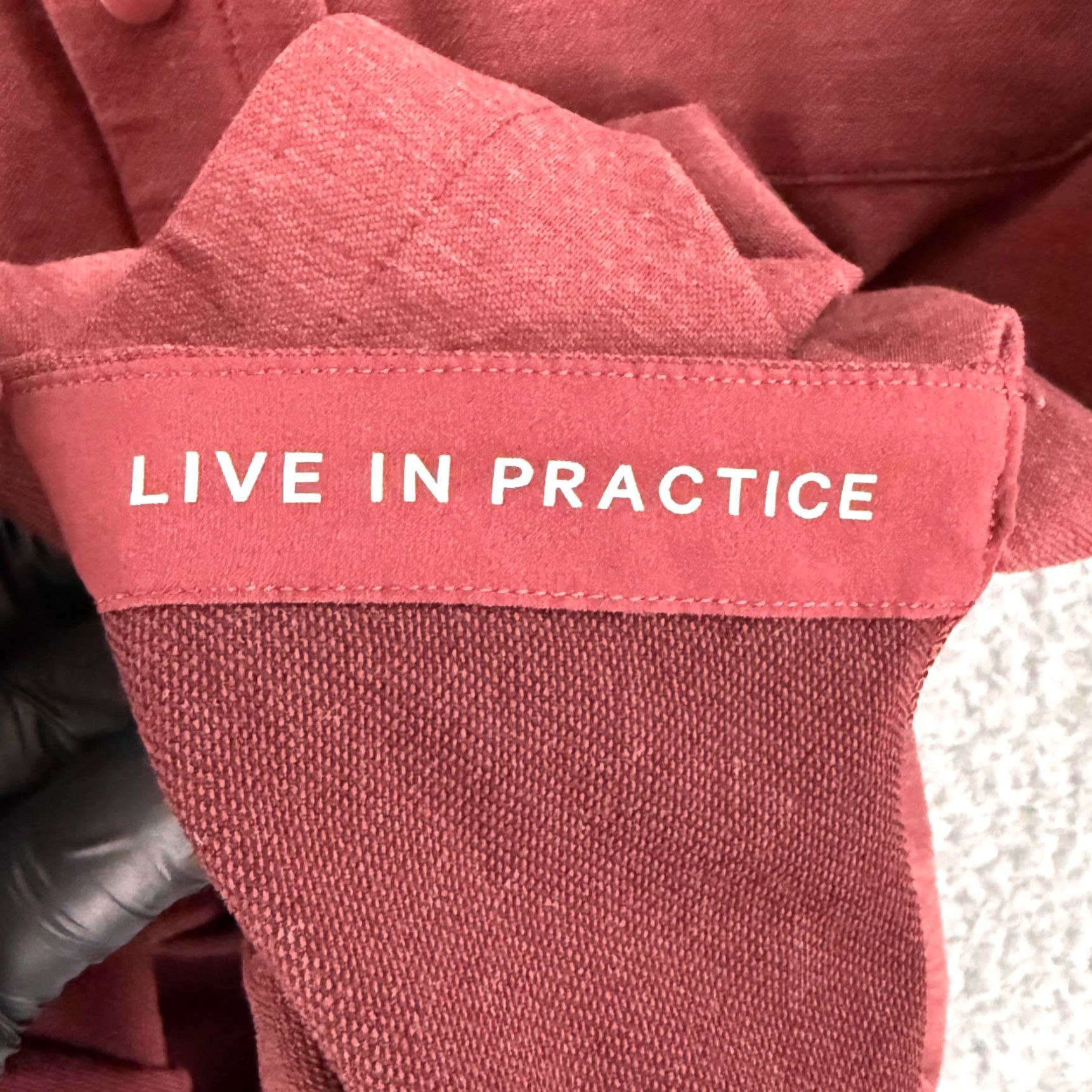Lululemon Lululemon Compatibility Shirt Men M Red Snap Button Long Sleeve Knit Casual Shirt Size US M / EU 48-50 / 2 - 7 Thumbnail
