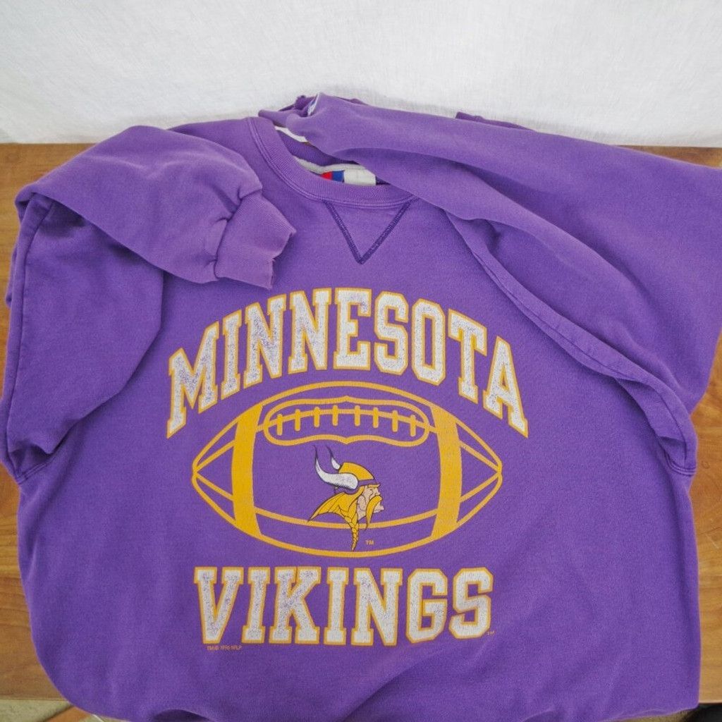 Champion 90's Distressed Minnesota Vikings Champion Sweatshirt XL Size US XL / EU 56 / 4 - 4 Thumbnail