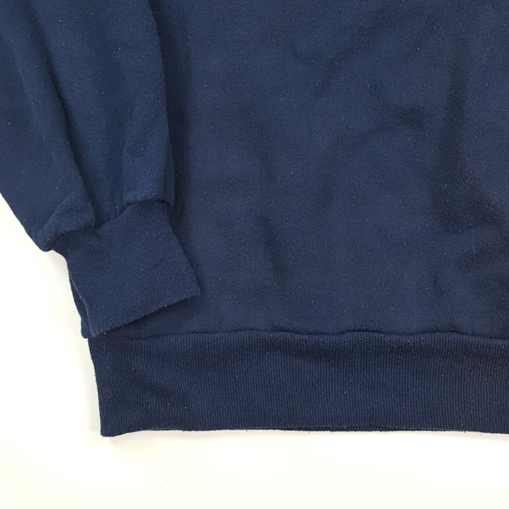 Jerzees VINTAGE Jerzees Sweatshirt Navy Crewneck 90s Cute Heart Flowers Women's L Blue U.S. Retro Pullover Sweatshirt Womens Size L / US 10 / IT 46 - 6 Thumbnail