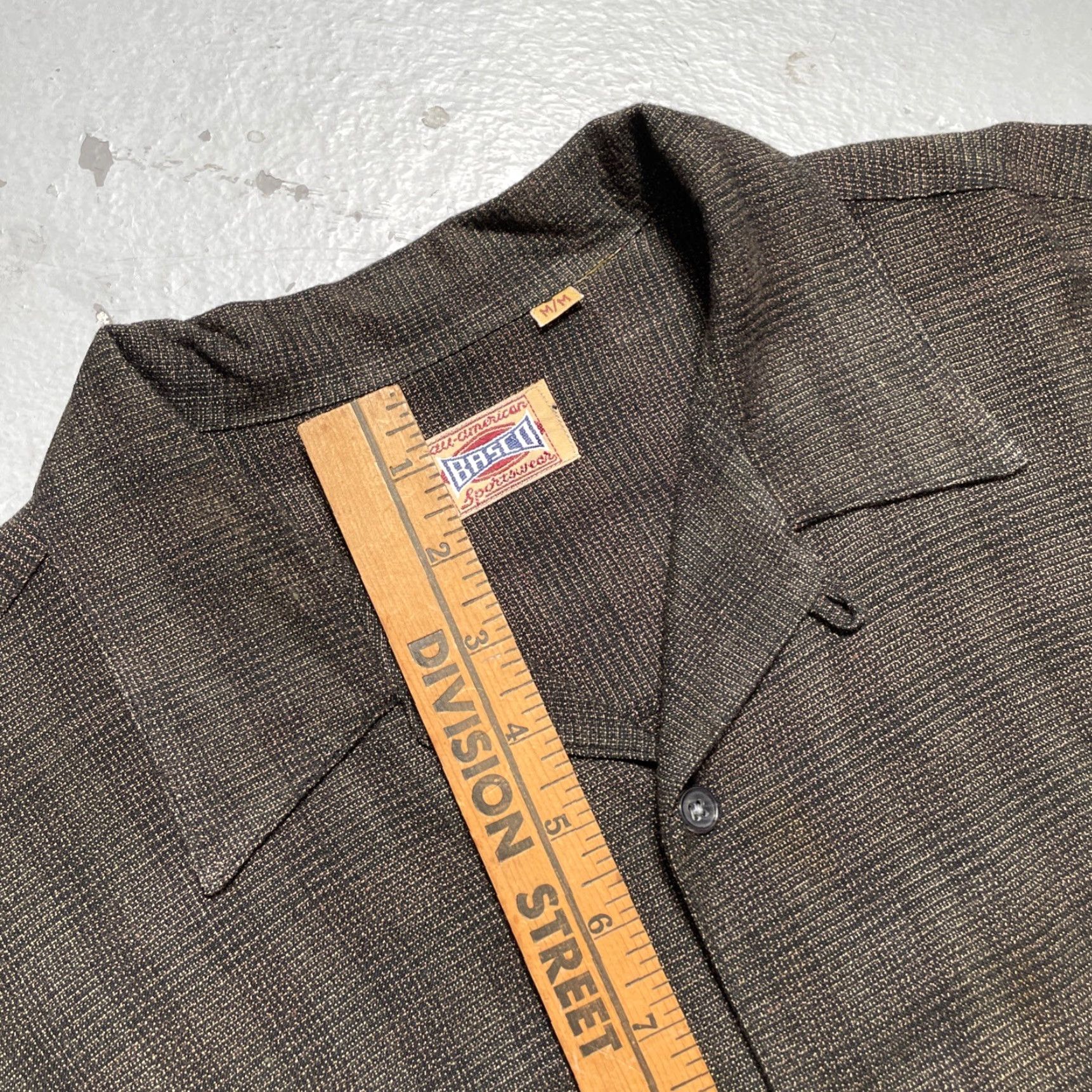 Vintage VINTAGE Basco Sportswear Rayon Loop Collar Rockabilly Mod Button Shirt M Mens Brown 70s 60s 80s Hippie Americana Tie-Dye? Size US M / EU 48-50 / 2 - 4 Thumbnail