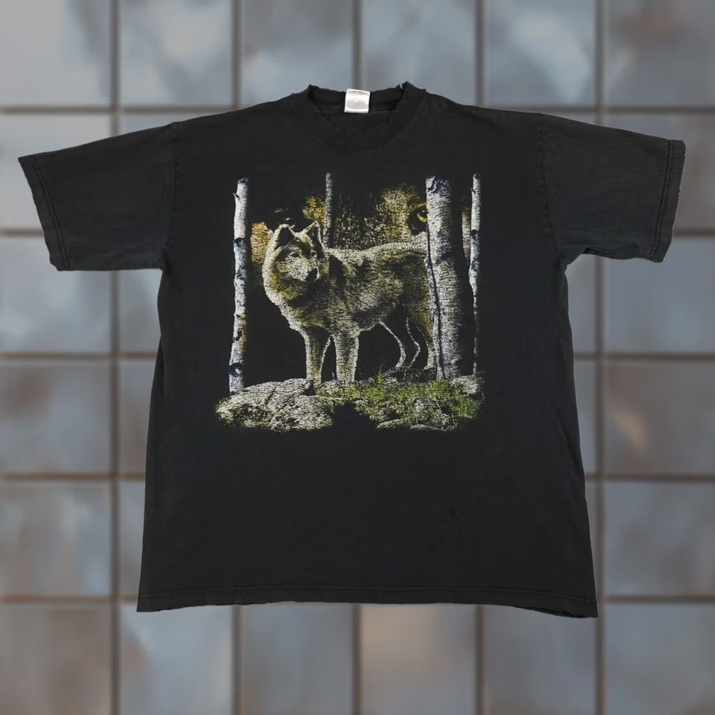 Vintage VINTAGE Wolf Shirt XL Black Graphic Wildlife Nature Distressed Short Sleeve Mens Size US XL / EU 56 / 4 - 1 Thumbnail
