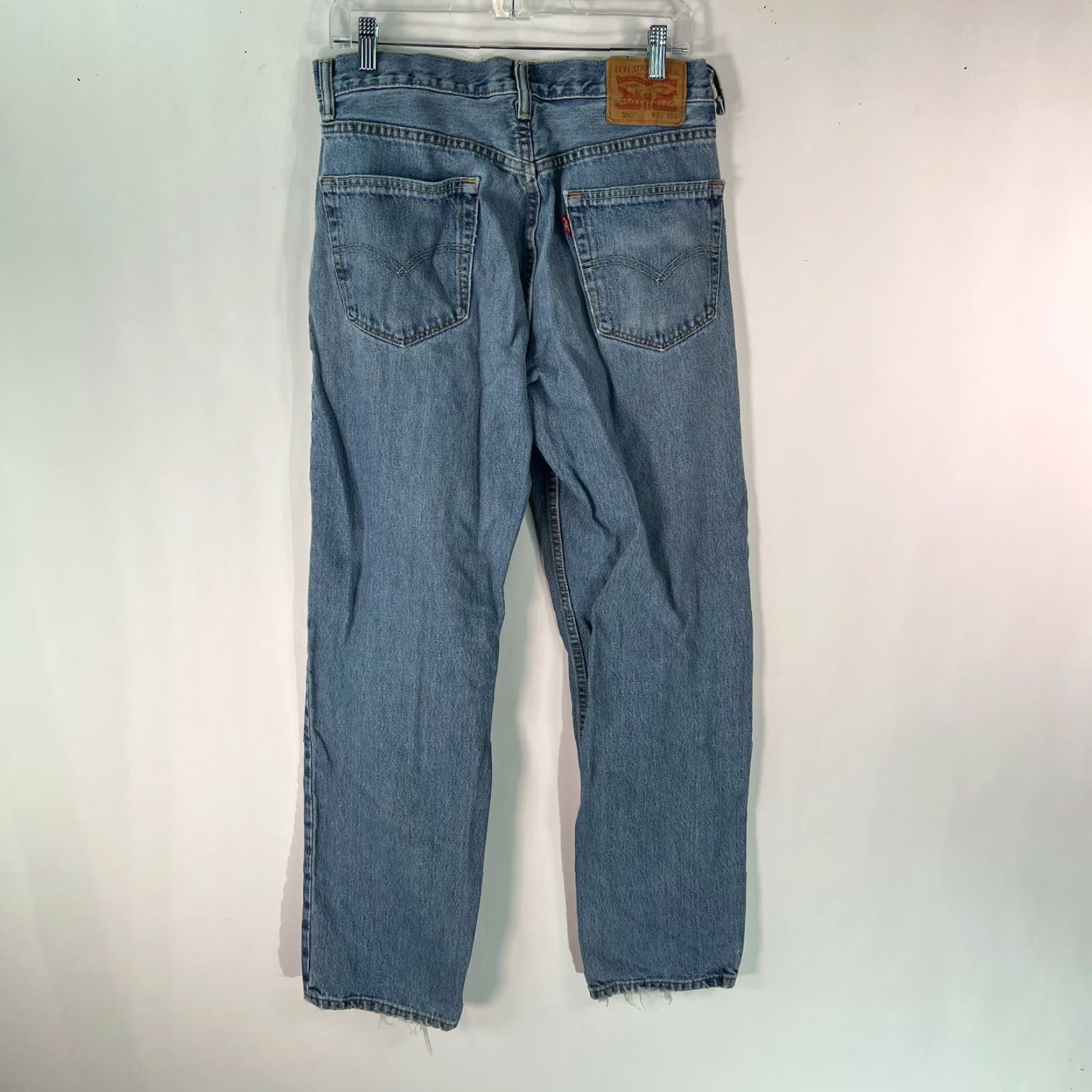 Levi's Levi's Jeans 550 Straight Denim Mens Low Rise Stretch Blue Size 33 Inseam 33" Regular 7" Hem Distressed Vintage No N/A? (omit) Size US 30 / EU 46 - 2 Thumbnail