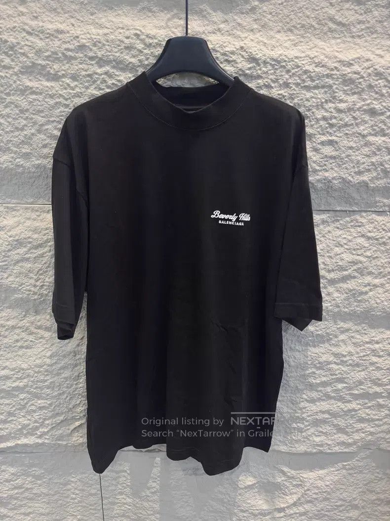 Balenciaga Balenciaga Embroidered Short Sleeve T-Shirt Size US S / EU 44-46 / 1 - 1 Thumbnail