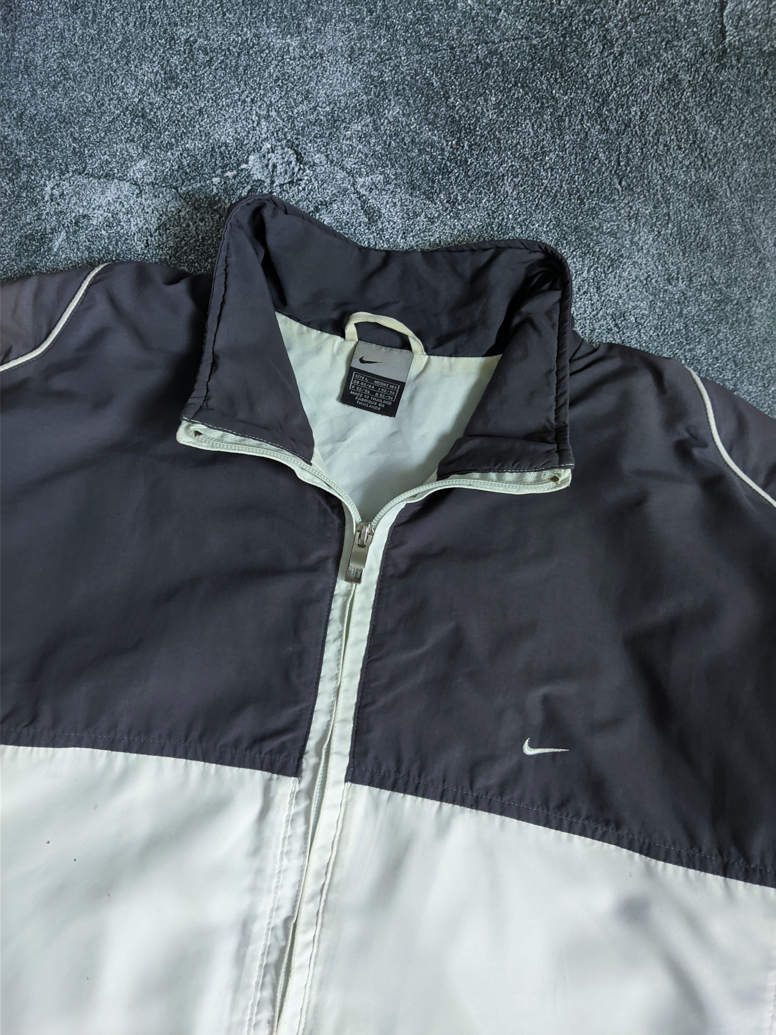 Nike Vintage Nike track jacket nylon swoosh full zip Size US L / EU 52-54 / 3 - 2 Thumbnail