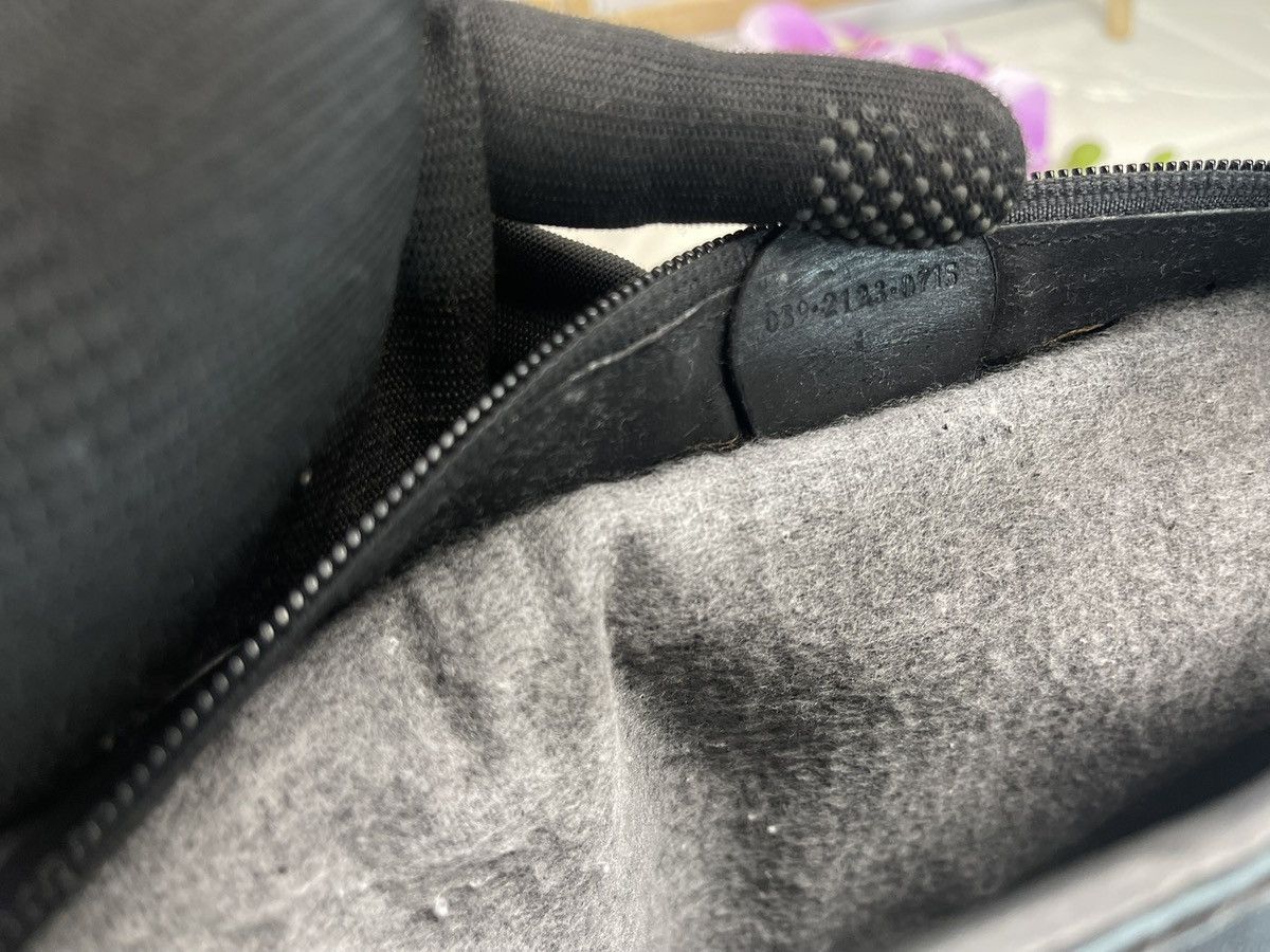 Designer × Gucci × Vintage Gucci Black Toiletry Size ONE SIZE - 9 Thumbnail
