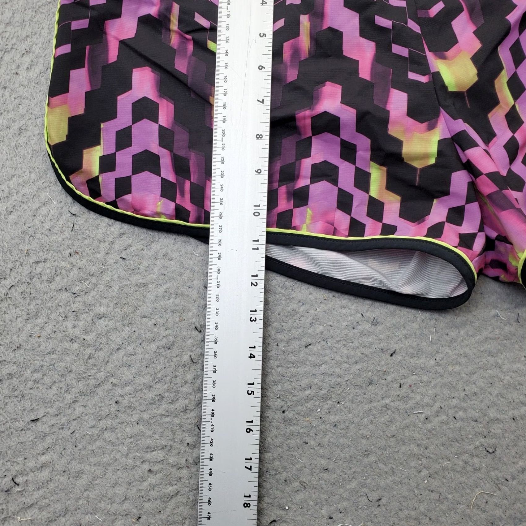 Asics ASICS Every Sport Shorts Women XL Multi Patterned Athletic Stretch Pull On Shirt Size 40" / US 18 - 4 Thumbnail