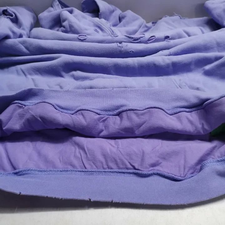 Balenciaga Balenciaga SS22 Purple Hooded Sweatshirt 0079-2507 Size US M / EU 48-50 / 2 - 8 Thumbnail