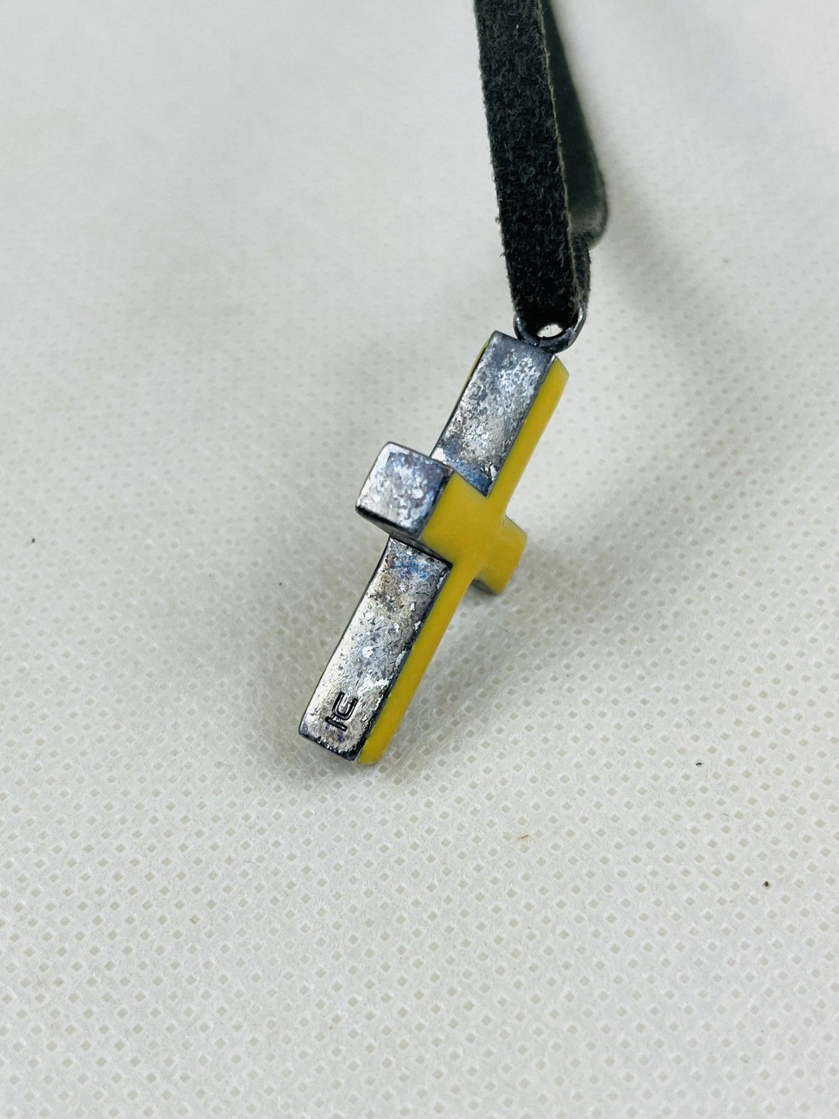 Undercover AW97 Undercover Cloisonne Cross Necklace Pendant Yellow Leaf Size ONE SIZE - 5 Thumbnail
