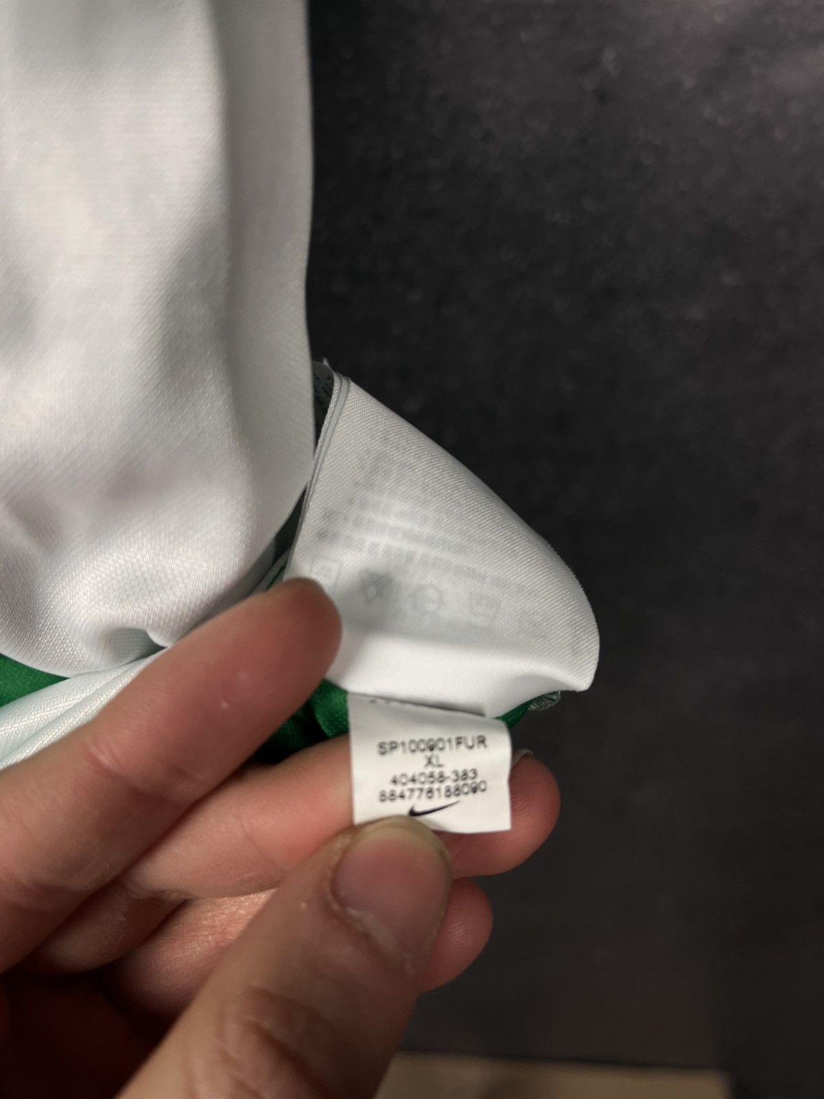 Nike Beijing Guoan China soccer football jersey Nike vintage Size US L / EU 52-54 / 3 - 14 Thumbnail
