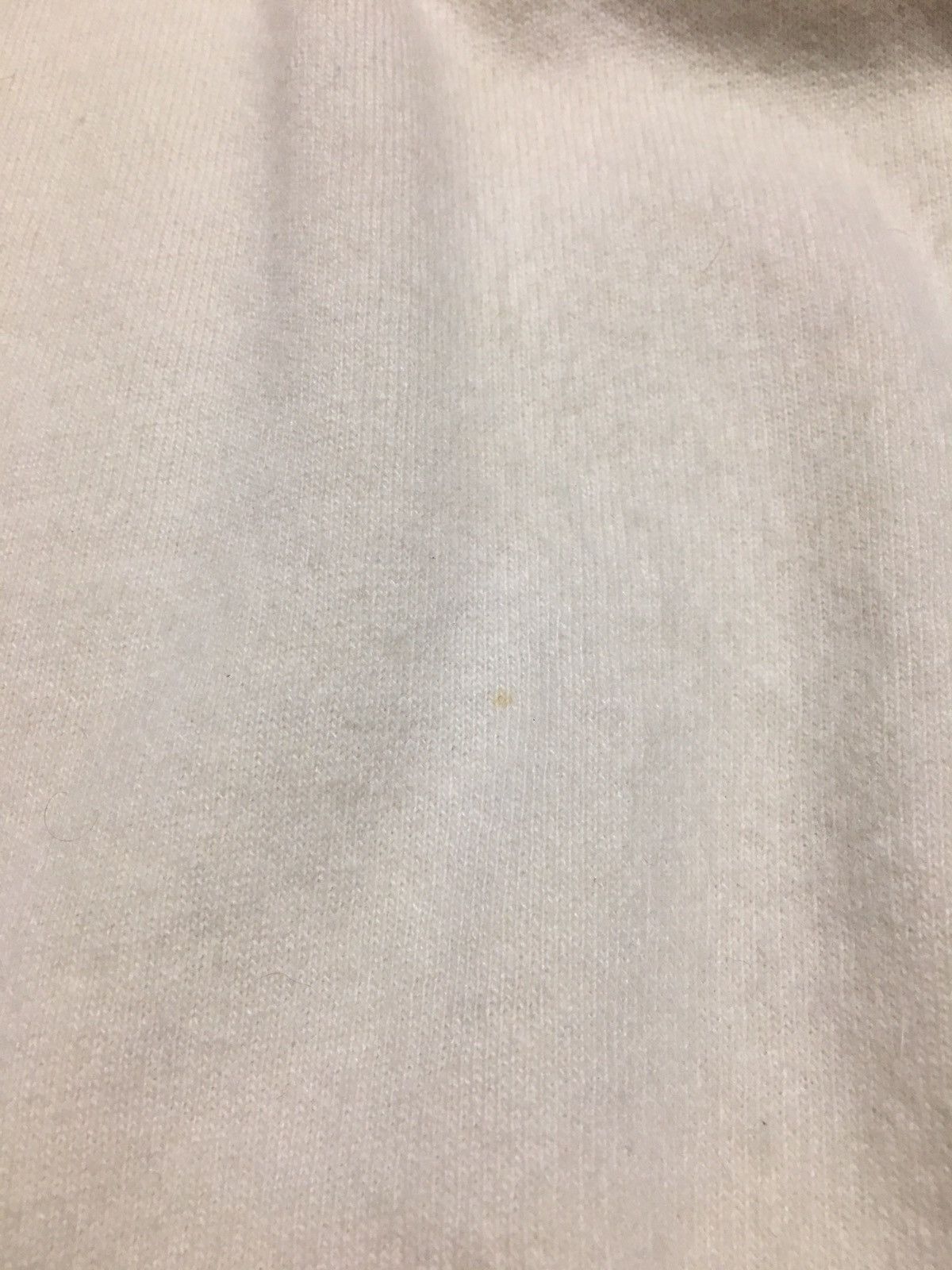 Valentino × Vintage VALENTINO Sport Ivory Cashmere V-neck Vintage Sweater Size M / US 6-8 / IT 42-44 - 15 Thumbnail