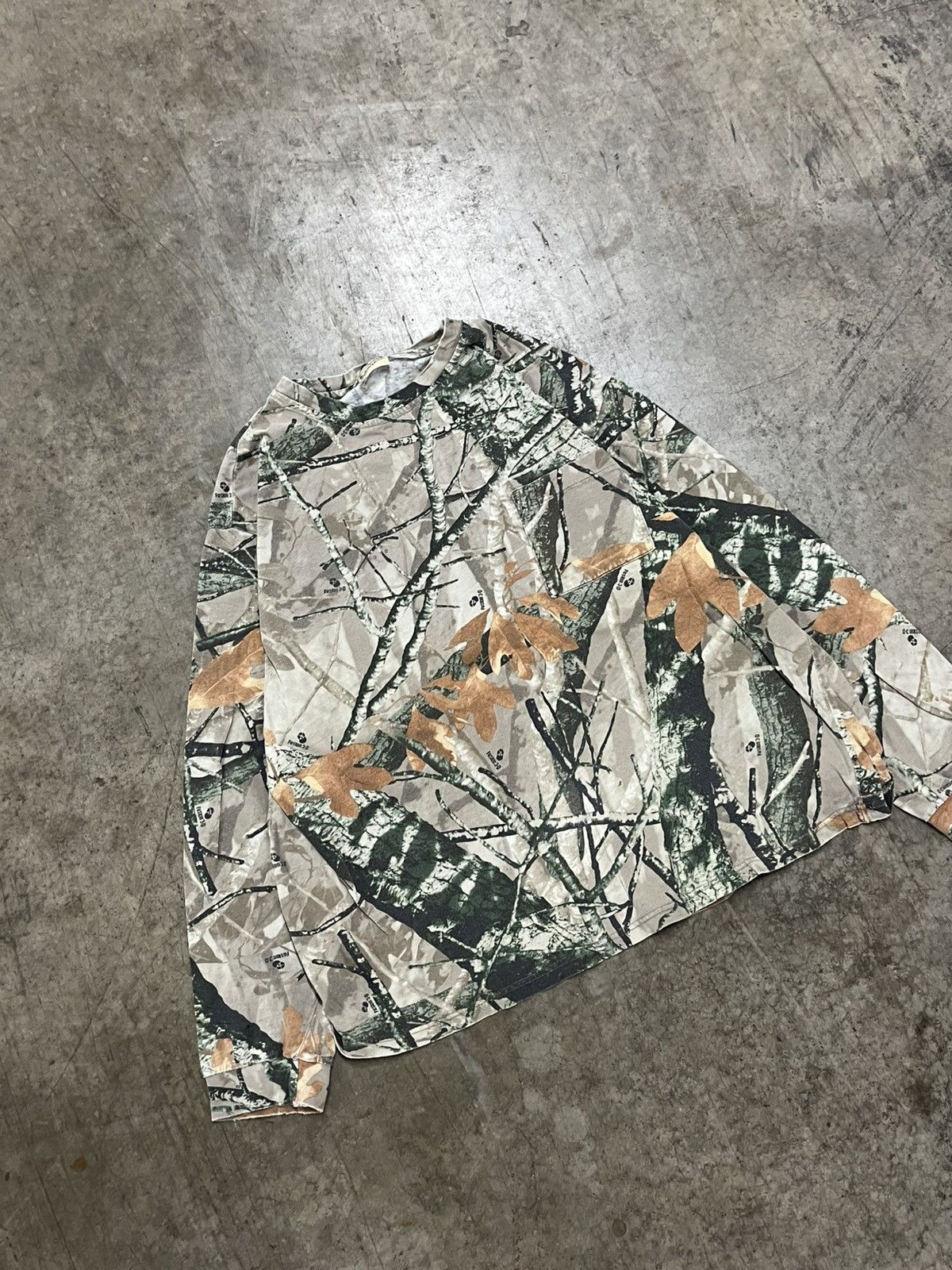 Carhartt × Vintage Realtree camo vintage longsleeve shirt hype rare streetwear Size US L / EU 52-54 / 3 - 3 Thumbnail