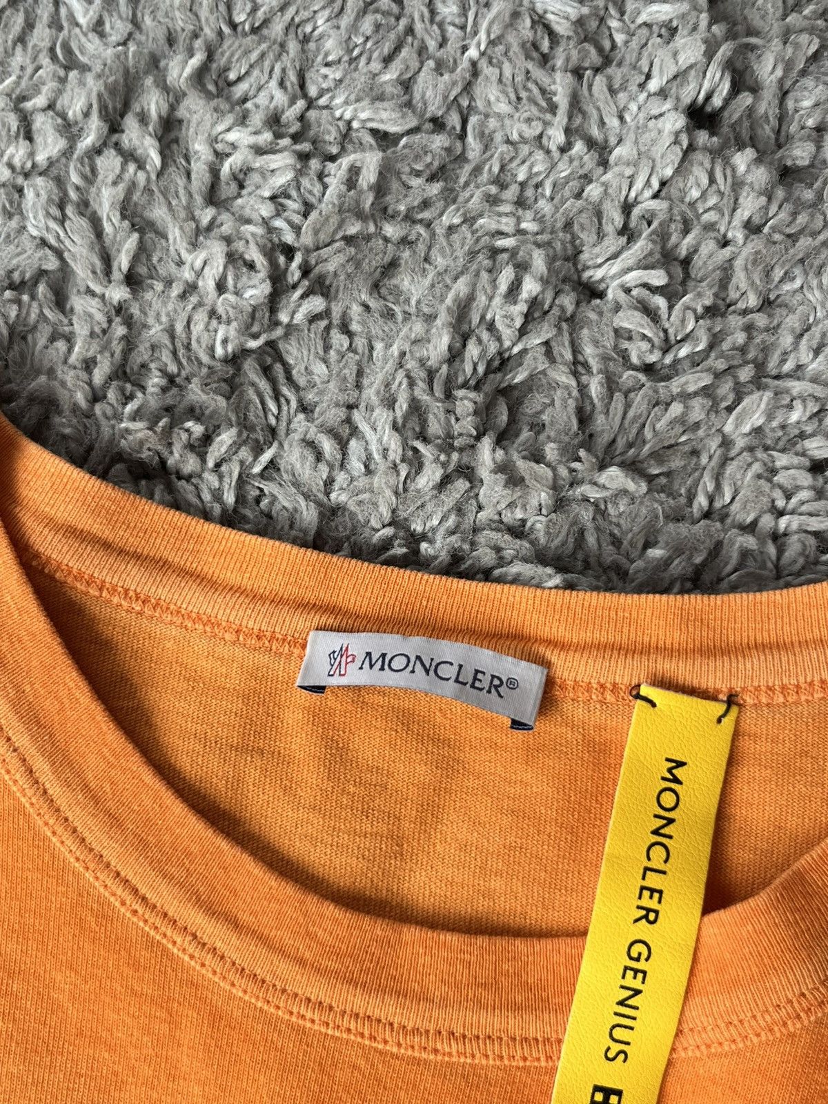 Moncler Vintage Luxury Moncler tee Genius MADE IN ITALY 🇮🇹 Size US XL / EU 56 / 4 - 4 Thumbnail