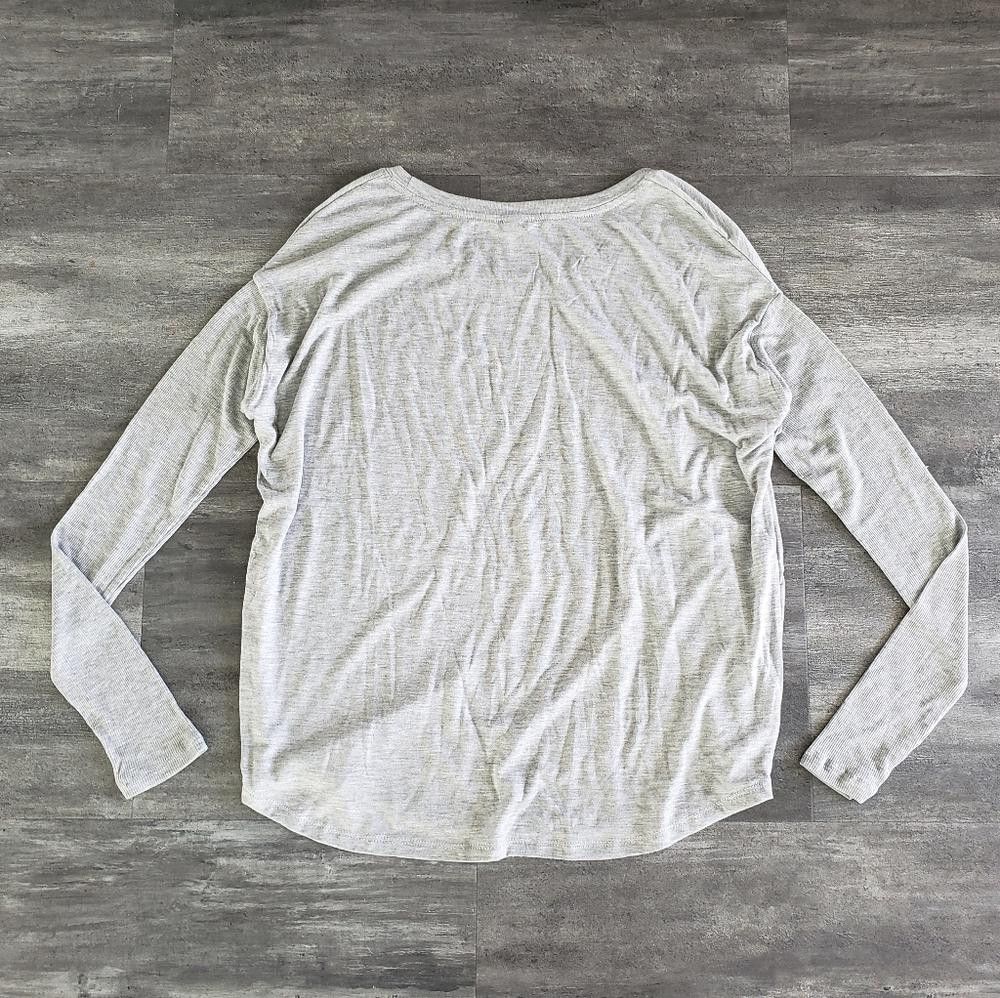 Designer Grey Heathered BC Long Sleeve Size S / US 4 / IT 40 - 2 Thumbnail