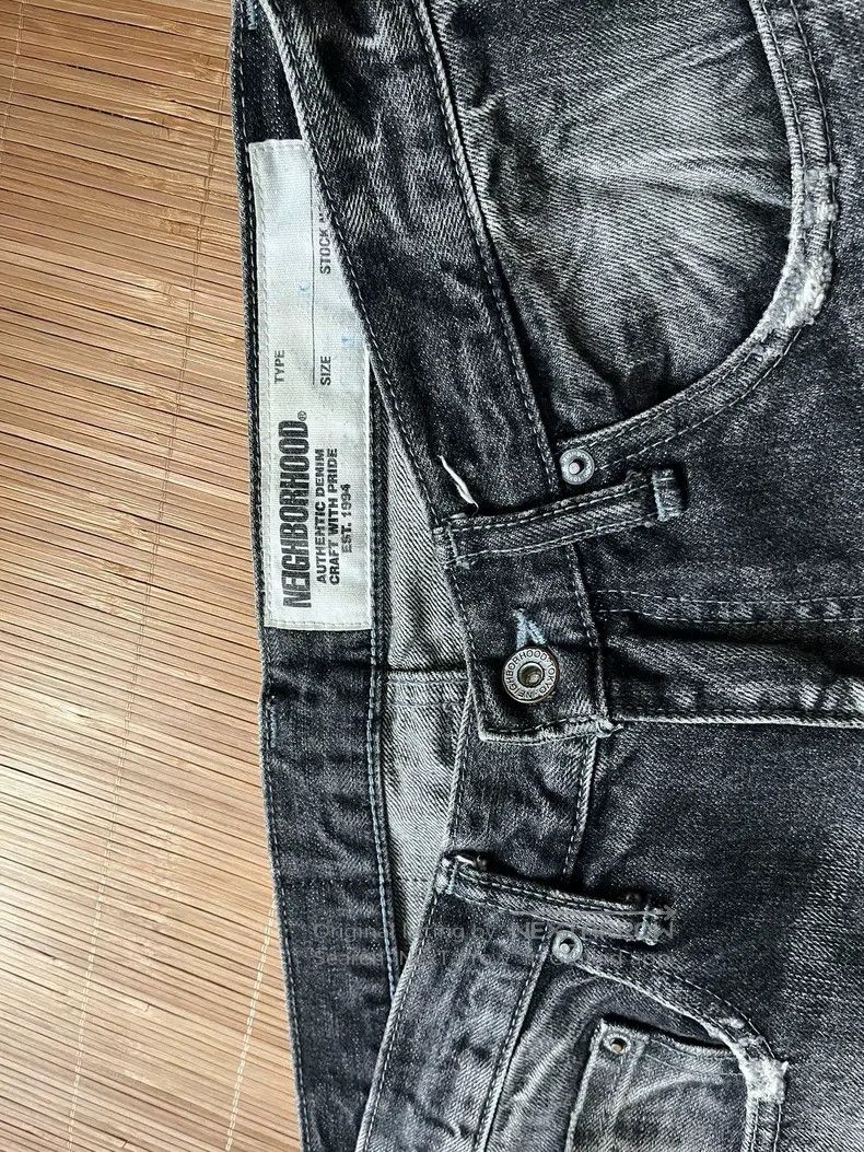 Neighborhood Neighborhood size S Jeans Size US 27 - 3 Thumbnail