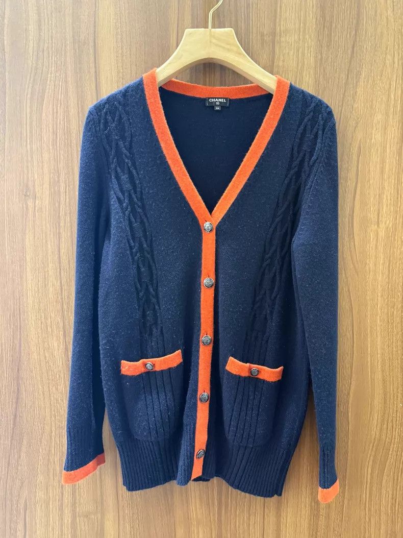 Chanel Chanel Blue cashmere cardigan coat Size XXS / US 00 / IT 34 - 1 Thumbnail