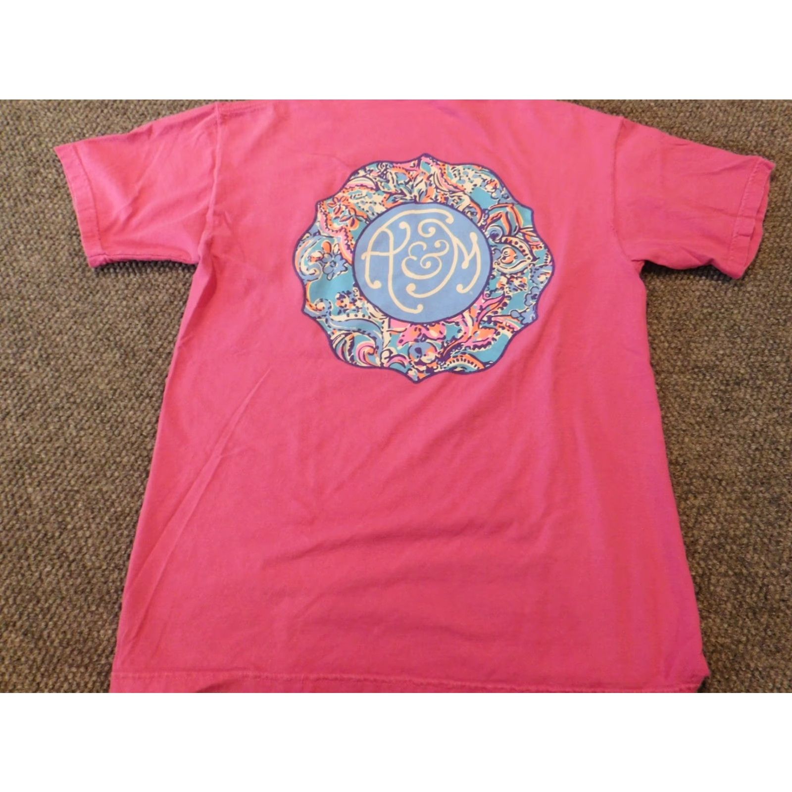 Comfort Colors Comfort Colors Mens Shirt Medium Pink Floral top classic Shirt Mens M Pink Classic Logo Breathable Short Sleeve Crew Neck Knit Cotton Size US M / EU 48-50 / 2 - 7 Thumbnail