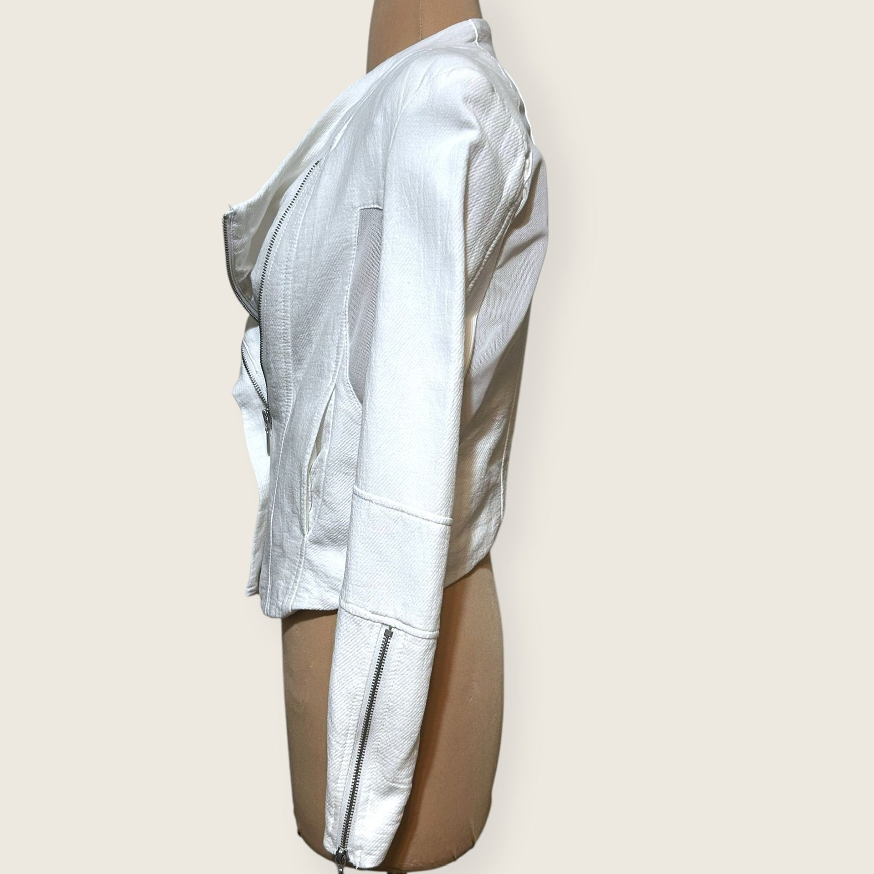 BLANKNYC BlankNYC White Windy City Moto Jacket XS Mesh Jacquard Summe Size XS / US 0-2 / IT 36-38 - 8 Thumbnail