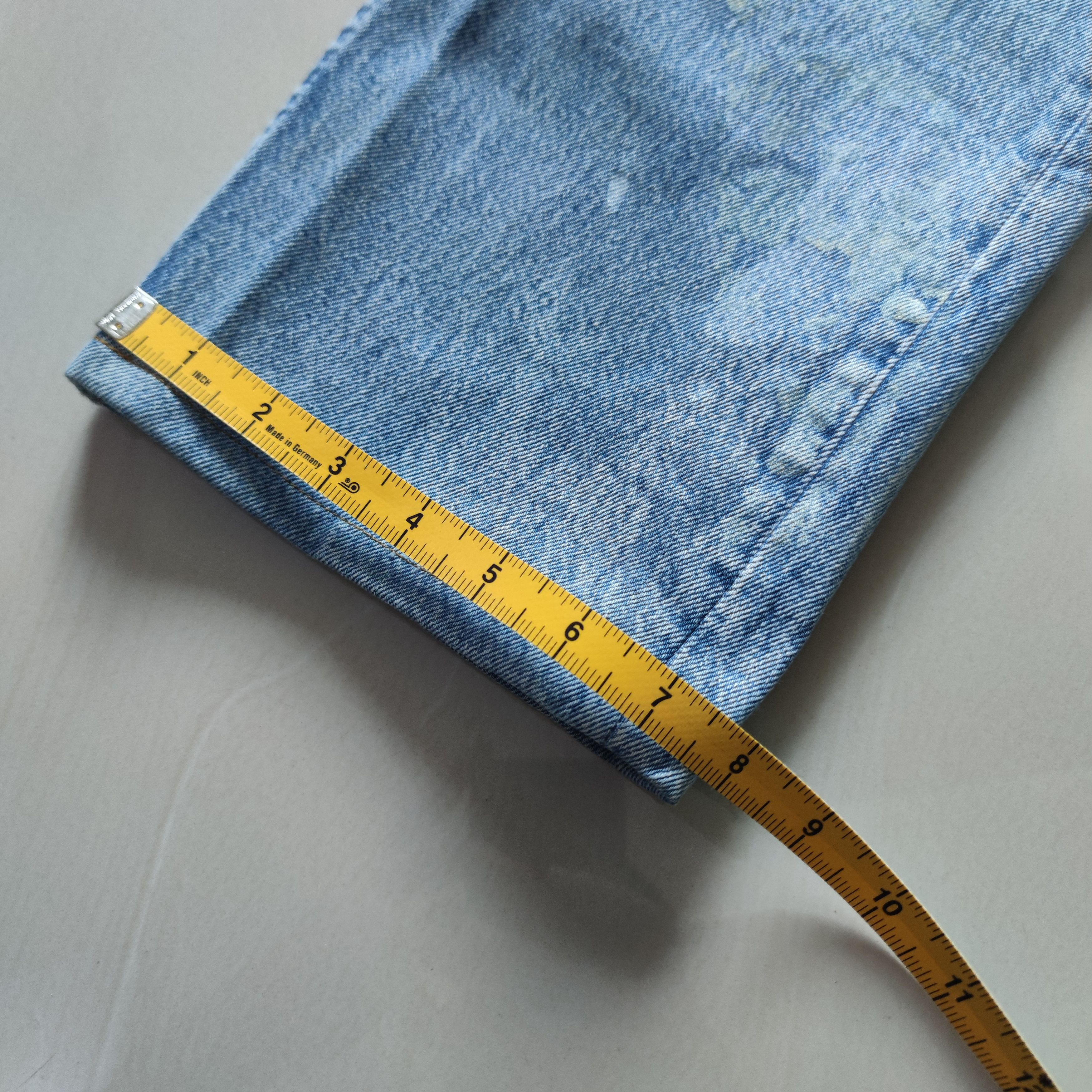 Levi's VINTAGE LEVI'S STRAUSS SAMPLE DISTRESSED JEAN MADE IN USA Size US 31 - 15 Thumbnail