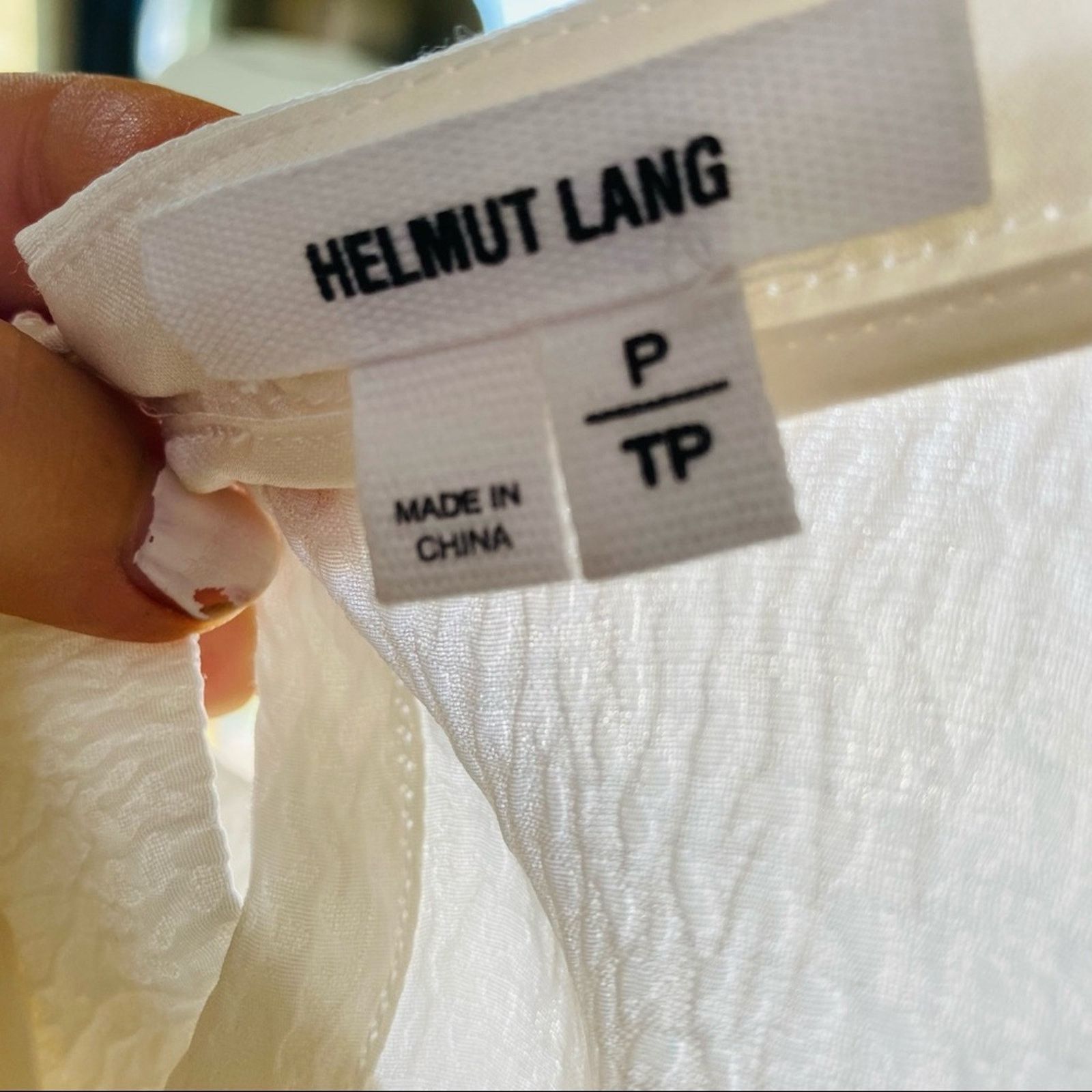 Helmut Lang HELMUT LANG Silk White Short Sleeve Tee Shirt Blouse Top Size XS / US 0-2 / IT 36-38 - 8 Thumbnail