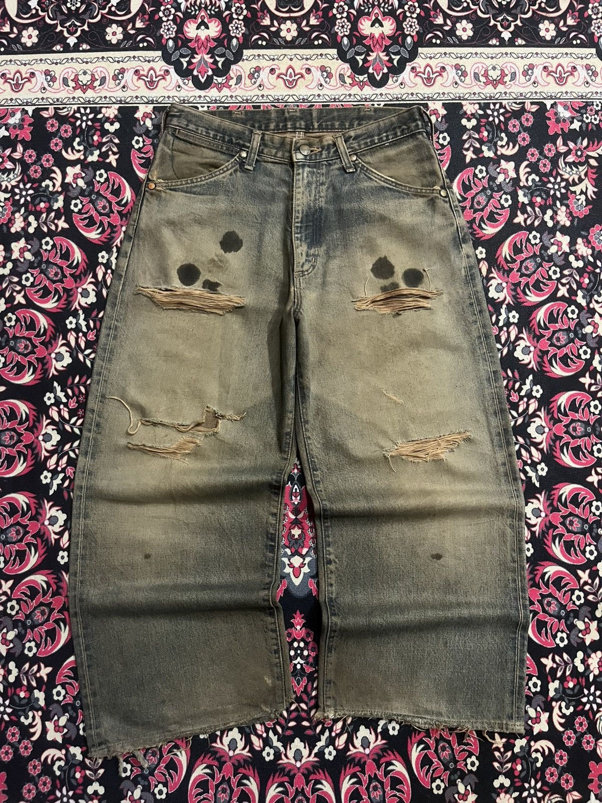 JNCO ⚡️Ripped⚡️Vintage Wrangler Distressed Stain Mud Washed Jorts Size US 30 / EU 46 - 1 Thumbnail