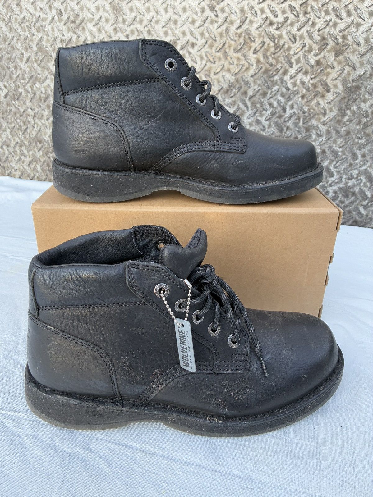 Wolverine Wolverine MultiShox 6" Black Leather Work Chukka Boot 9.5 Size US 9.5 / EU 42-43 - 1 Thumbnail