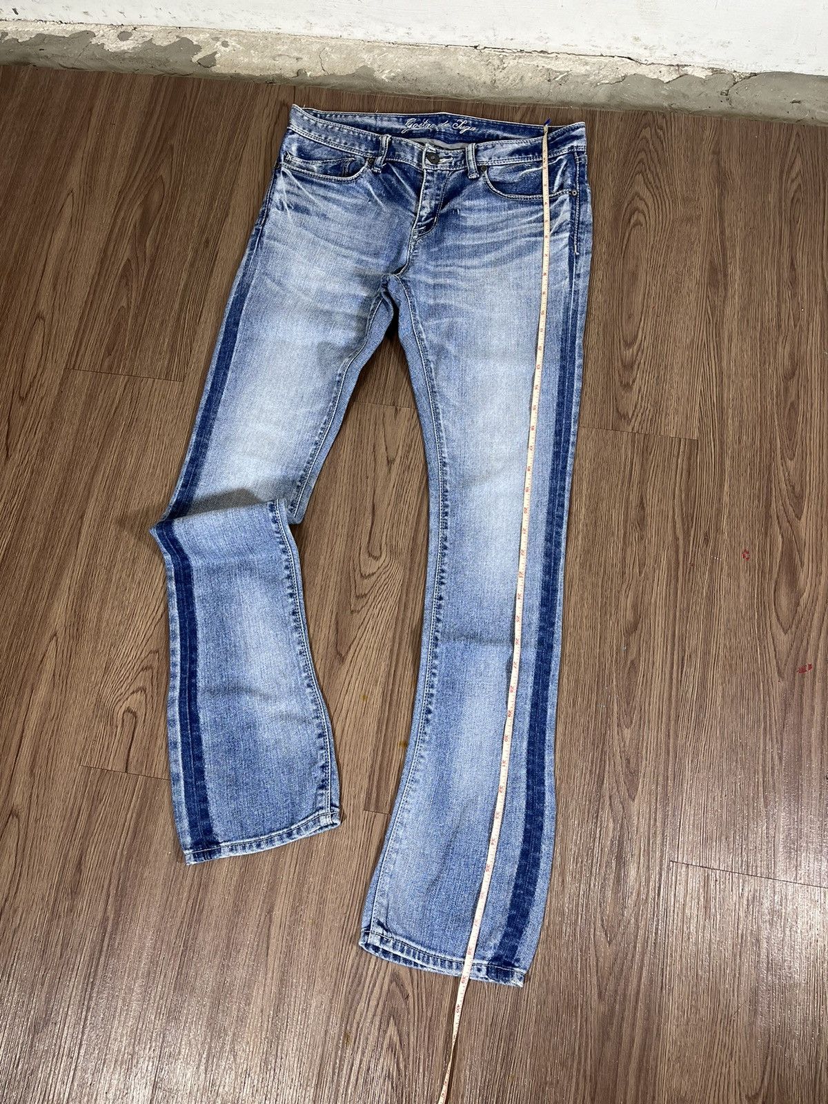 GOSTAR DE FUGA Gostar de Fuga Slim Fit Faded Denim Jeans Size US 31 - 19 Thumbnail