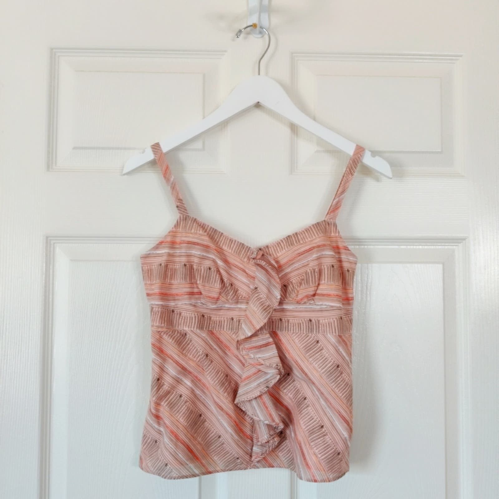 Loft Ann Taylor LOFT ruffle cotton tank top sz 2P Size XS / US 0-2 / IT 36-38 - 1 Thumbnail