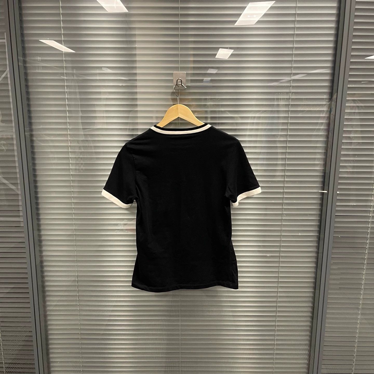 Gucci Gucci Double G Embroidered Knit Short Sleeve L New Size L / US 10 / IT 46 - 2 Thumbnail