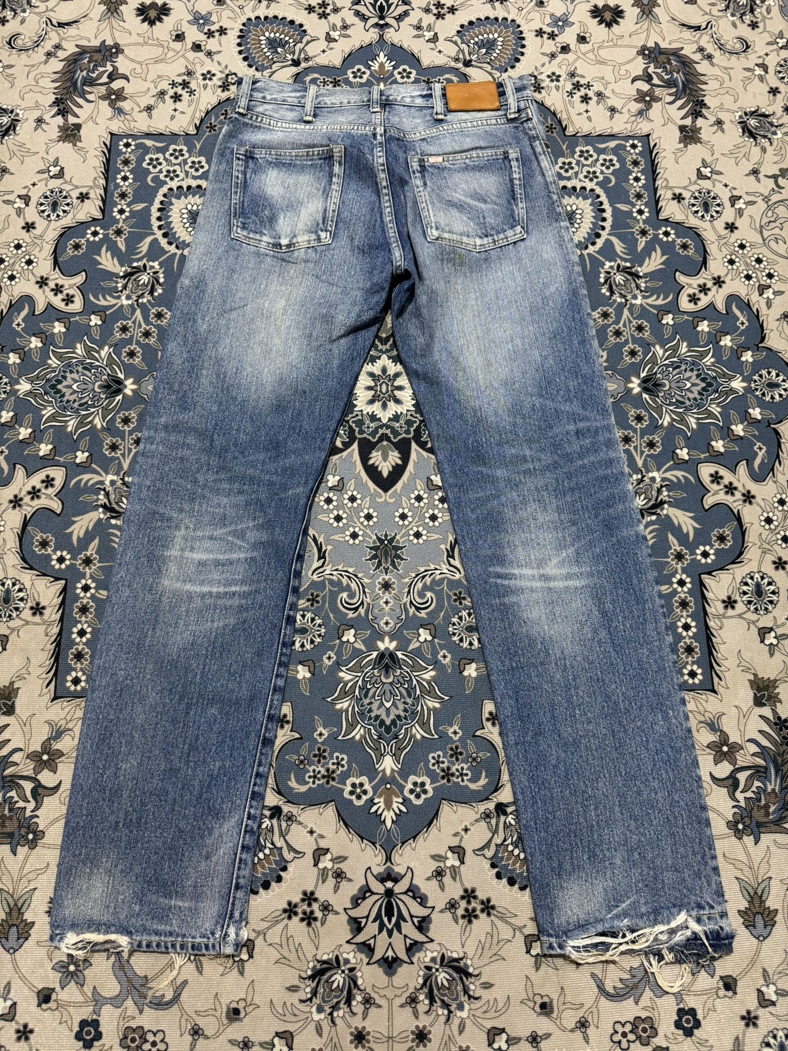 Beauty Beast × Japanese Brand Vintage Japanese Brand RNA Distressed Jeans Sun Faded Size US 32 / EU 48 - 2 Thumbnail