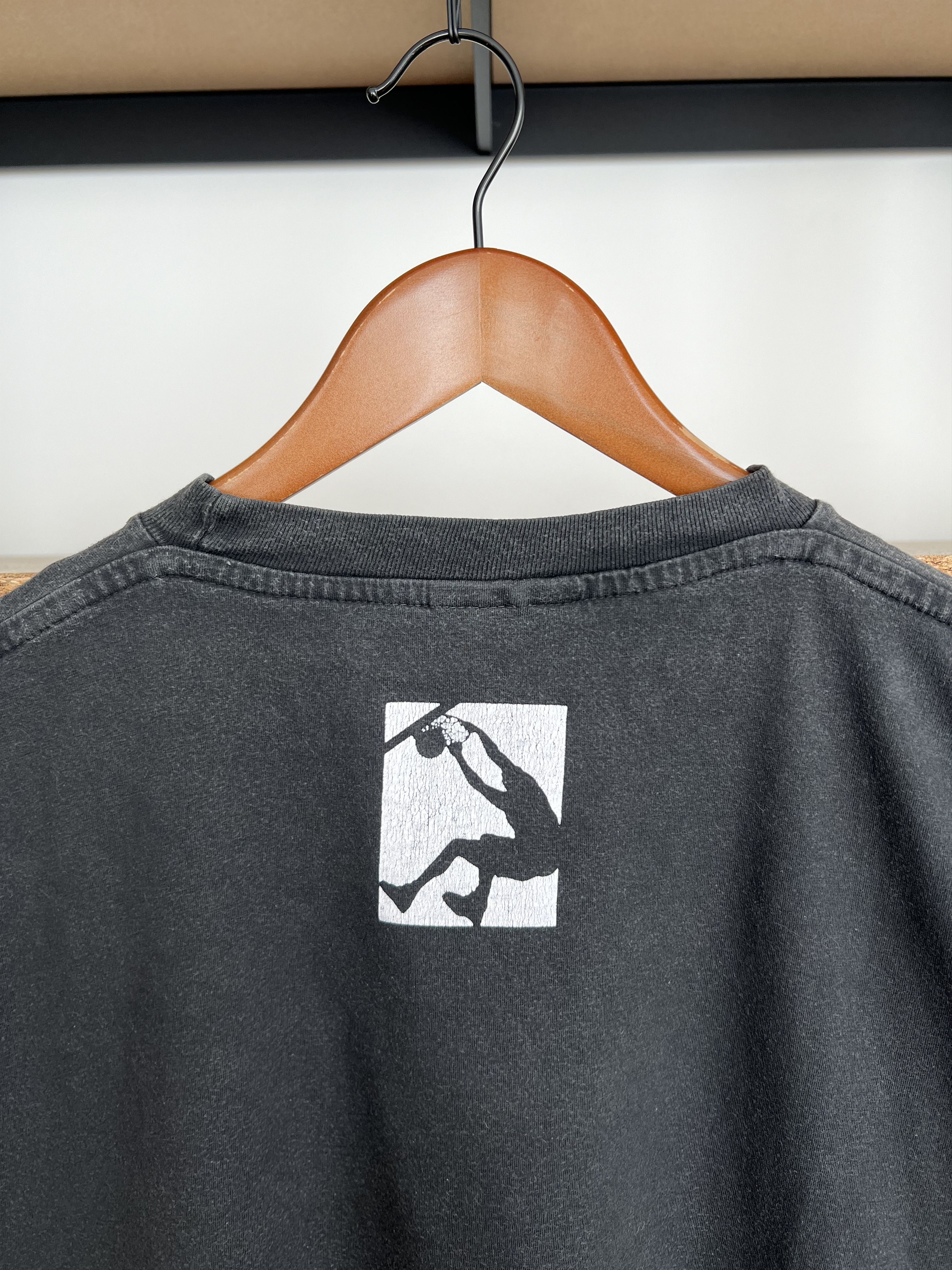 Reebok Vintage 90s Shaquille O'Neal Shaq Reebok NBA Black T-shirt Size US XL / EU 56 / 4 - 22 Thumbnail