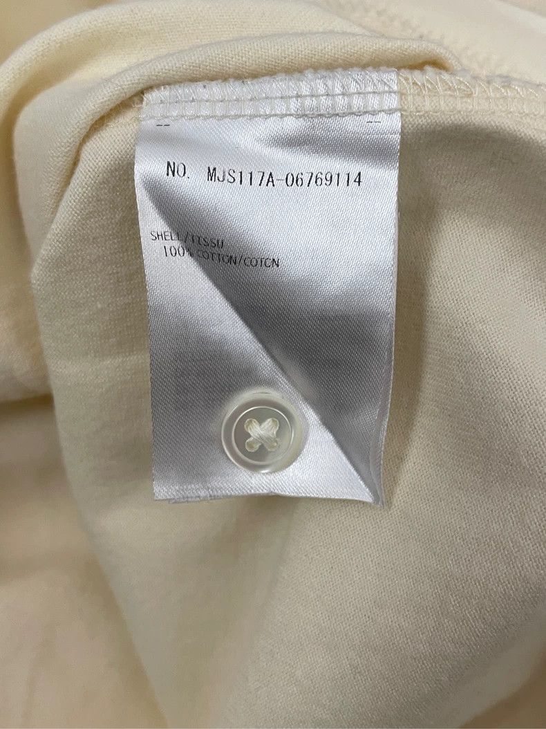 Thom Browne Thom browne Beige four-striped round-neck short-sleeved T-s Size US L / EU 52-54 / 3 - 7 Thumbnail