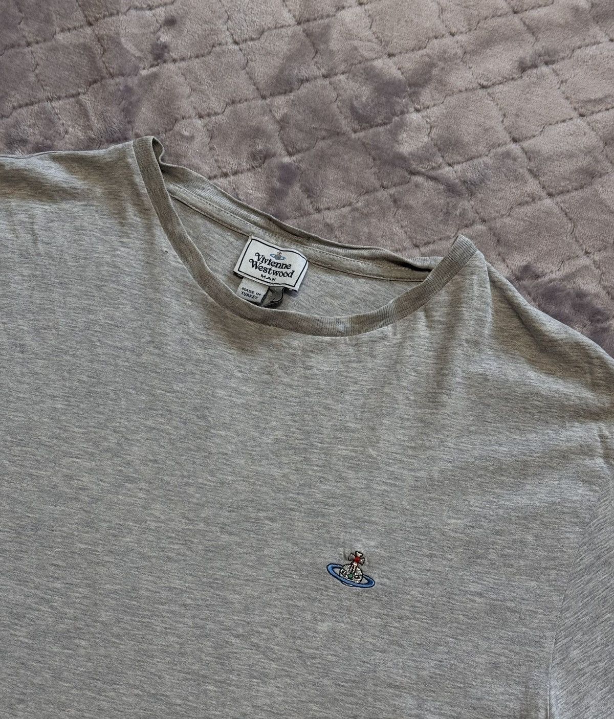 Vivienne Westwood Vivienne Westwood Little Logo Tee Shirt Size US L / EU 52-54 / 3 - 4 Thumbnail