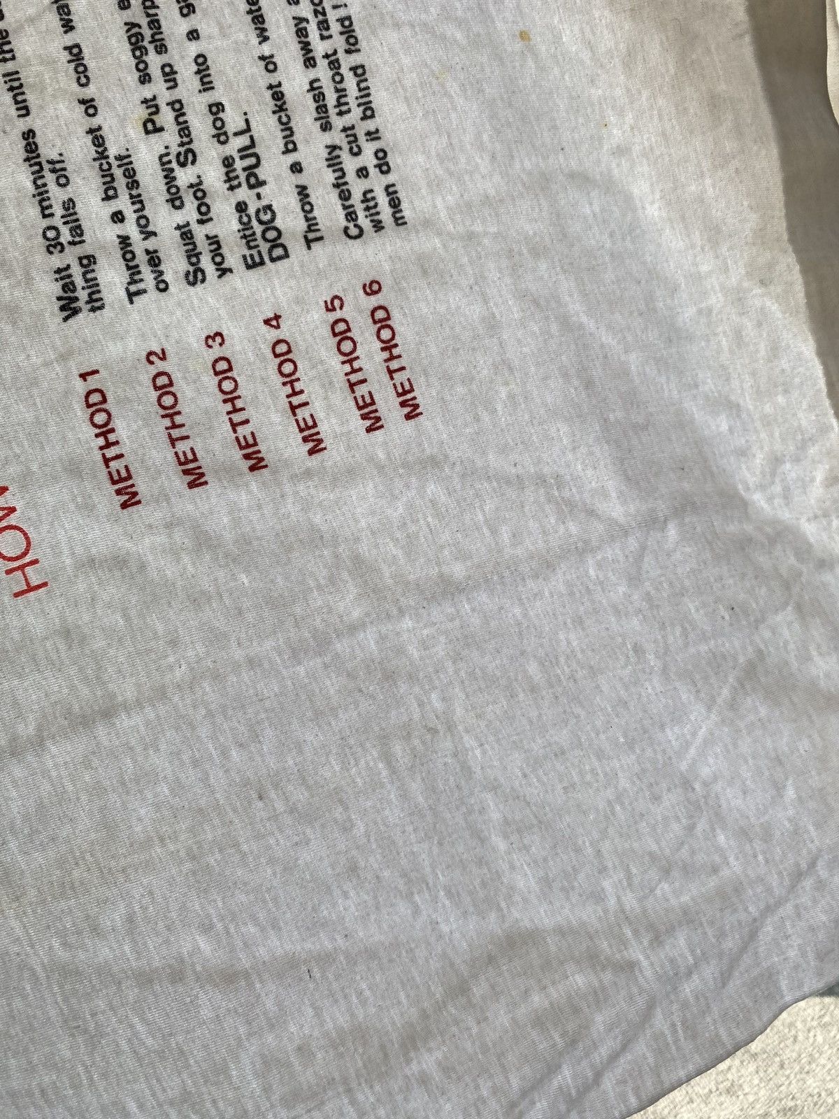 Other 🔥Vntg Humor Funny Adult 18+ How To Use Condom Rare Tee Size US L / EU 52-54 / 3 - 21 Thumbnail