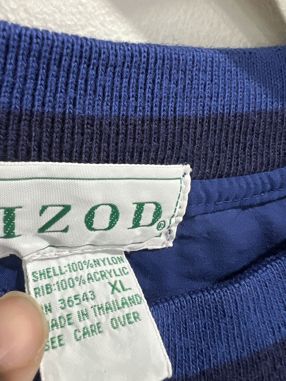 Izod Vintage Izod Spellout Pullover windbrraker jacket lacoste Size US XL / EU 56 / 4 - 3 Thumbnail