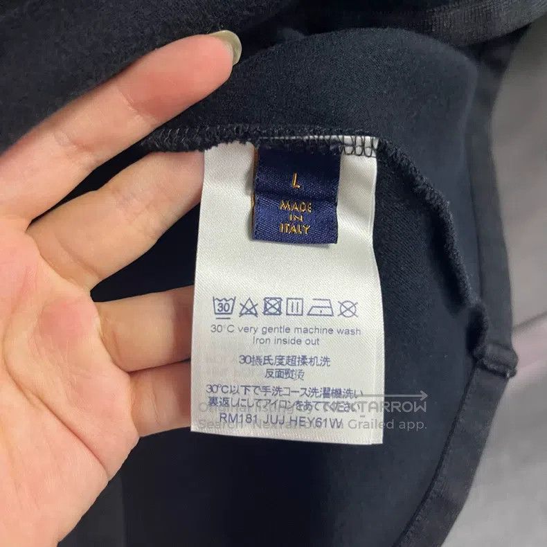 Louis Vuitton Louis Vuitton Classic Black Solid Arm Logo Crew Neck Long Size US L / EU 52-54 / 3 - 4 Thumbnail