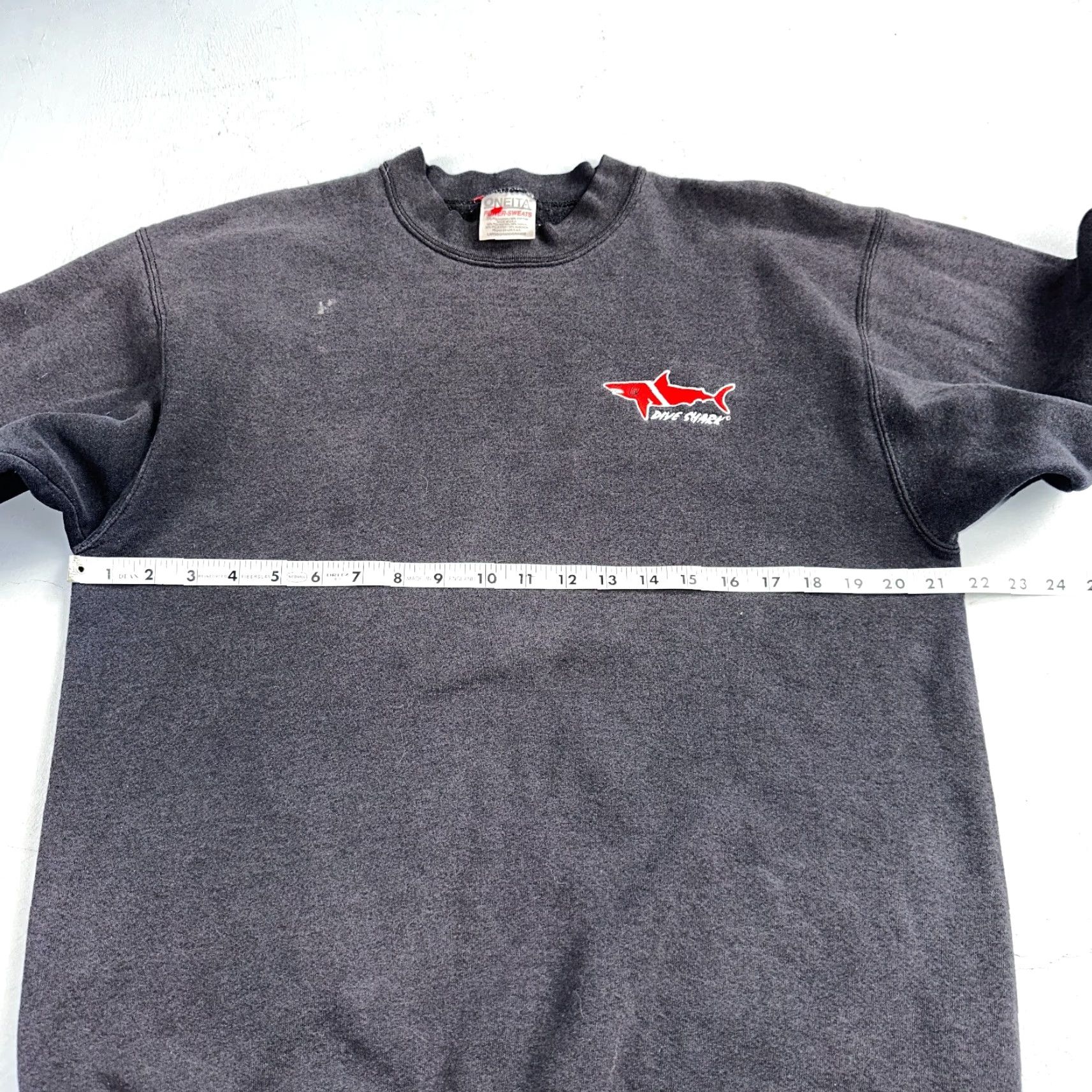 Vintage VINTAGE Oneita Sweatshirt Men XL Black Ocean Logo 90s College Sports Crewneck Pullover Size US XL / EU 56 / 4 - 7 Thumbnail