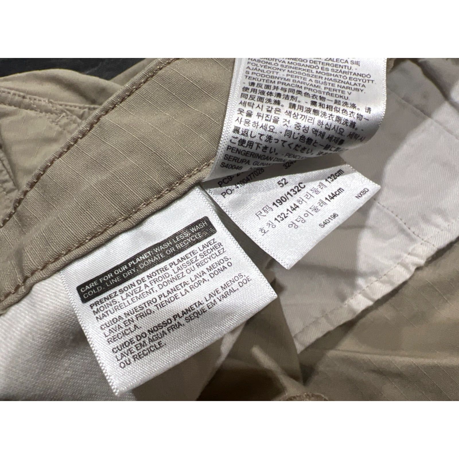 Levi's Levi's Cargo Shorts Tan Khaki Ripstop Casual Men’s Size 52 Cargo Pocket Inseam 9 in Big & Tall Cotton Canvas Front Flat Front Regular Mens Size US 36 / EU 52 - 5 Thumbnail