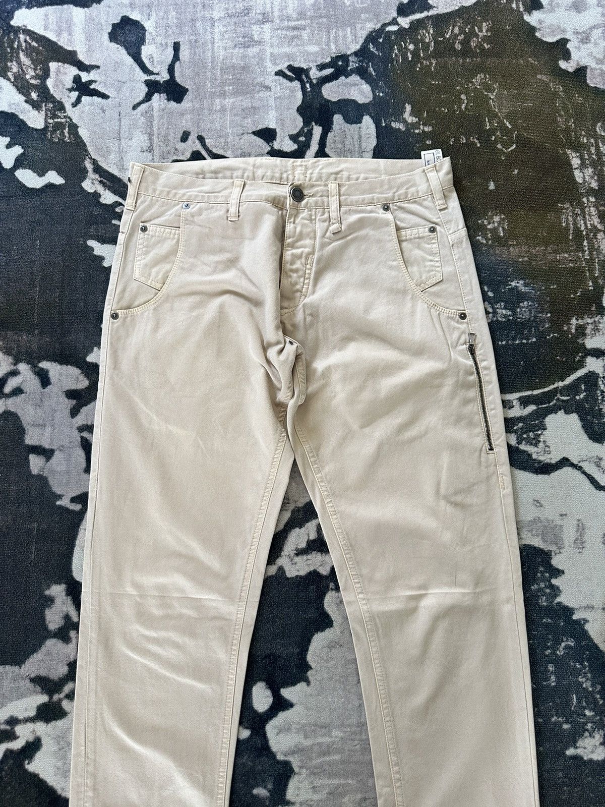 Neil Barrett A/W 2004 - Neil Barret buckle back hybrid pants Size US 33 - 3 Thumbnail