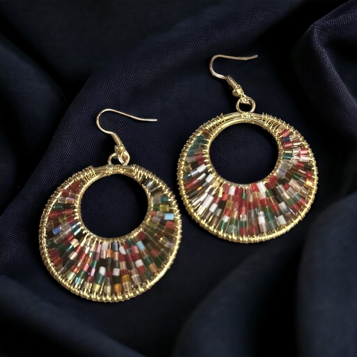 Other Gold tone multicolor beaded hoop earrings Size ONE SIZE - 1 Thumbnail