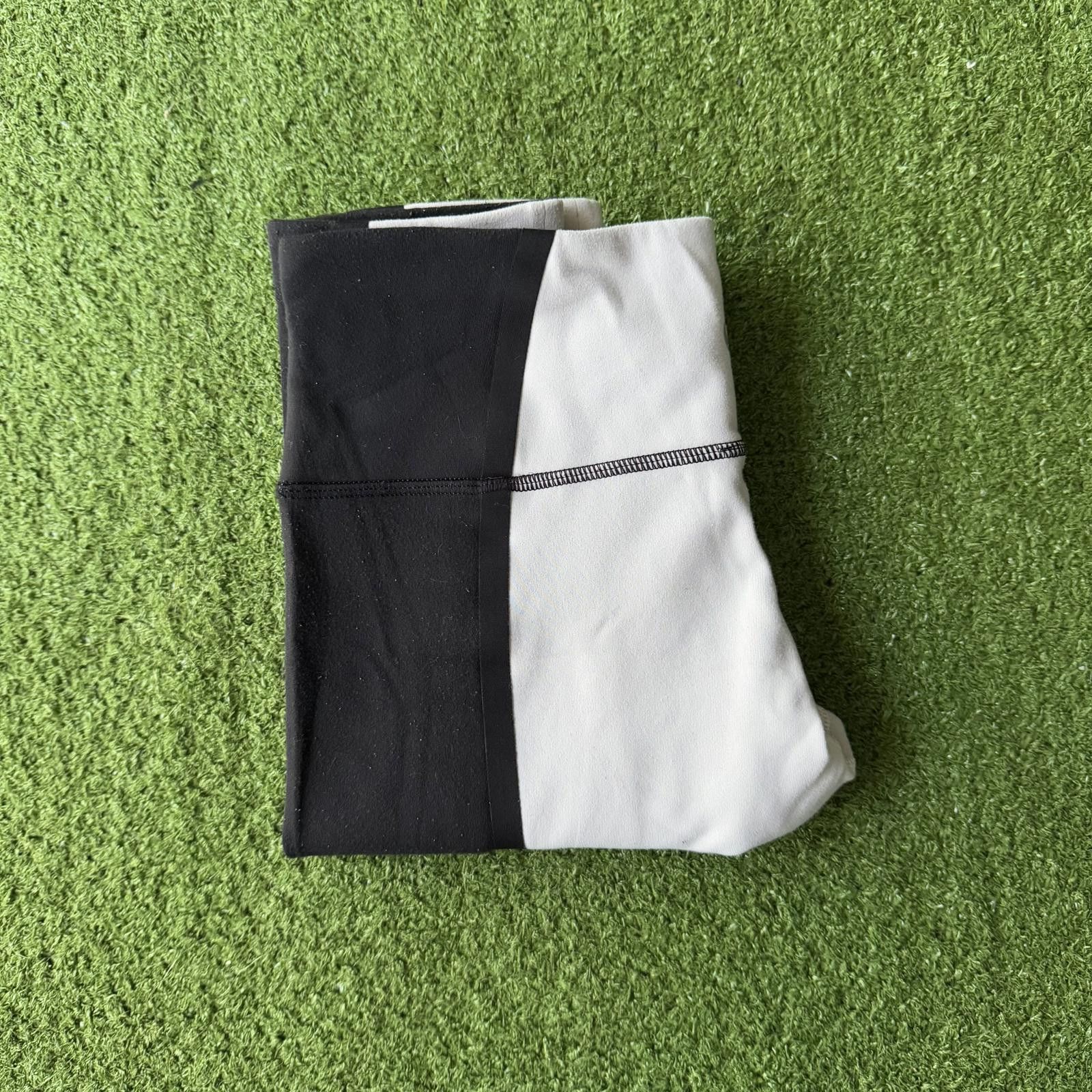 Lululemon High-Performance Black & White Leggings by Lululemon Size ONE SIZE - 1 Thumbnail
