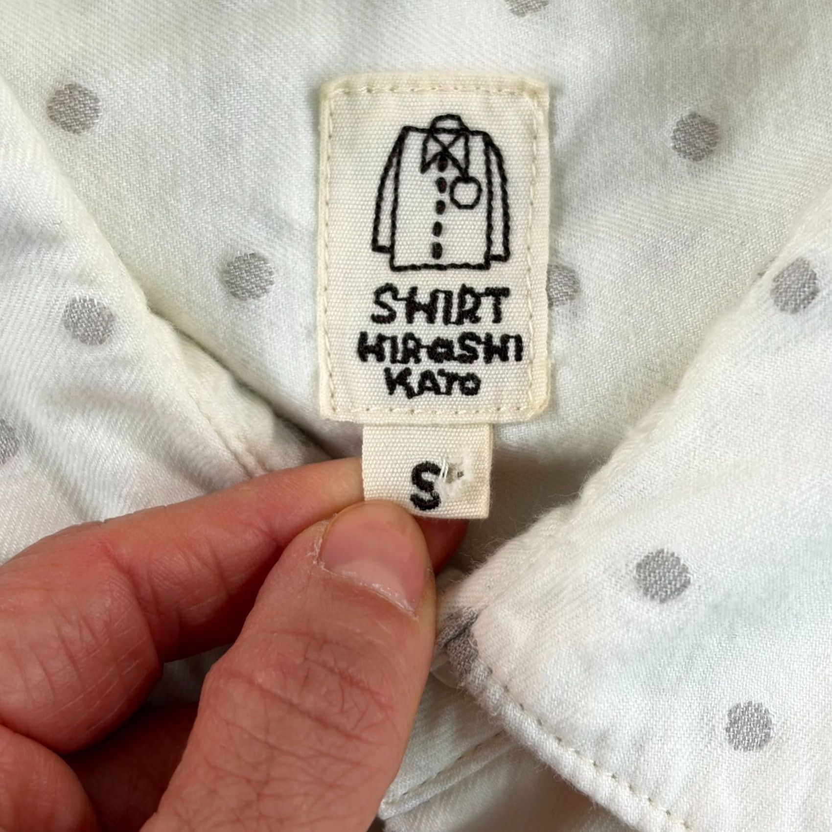 KATO Hiroshi Kato Embroidery Dot White Shirt Men Small Pocket Cotton Designer Shirt Men S White Polka Dot Size US S / EU 44-46 / 1 - 2 Thumbnail
