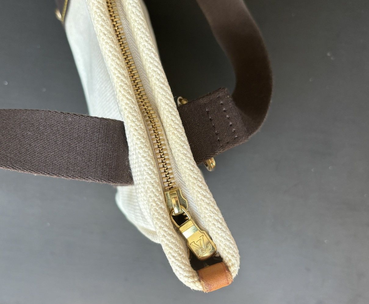 Louis Vuitton Louis Vuitton Antigua Cabas Handbag PM White Canvas Size ONE SIZE - 6 Thumbnail