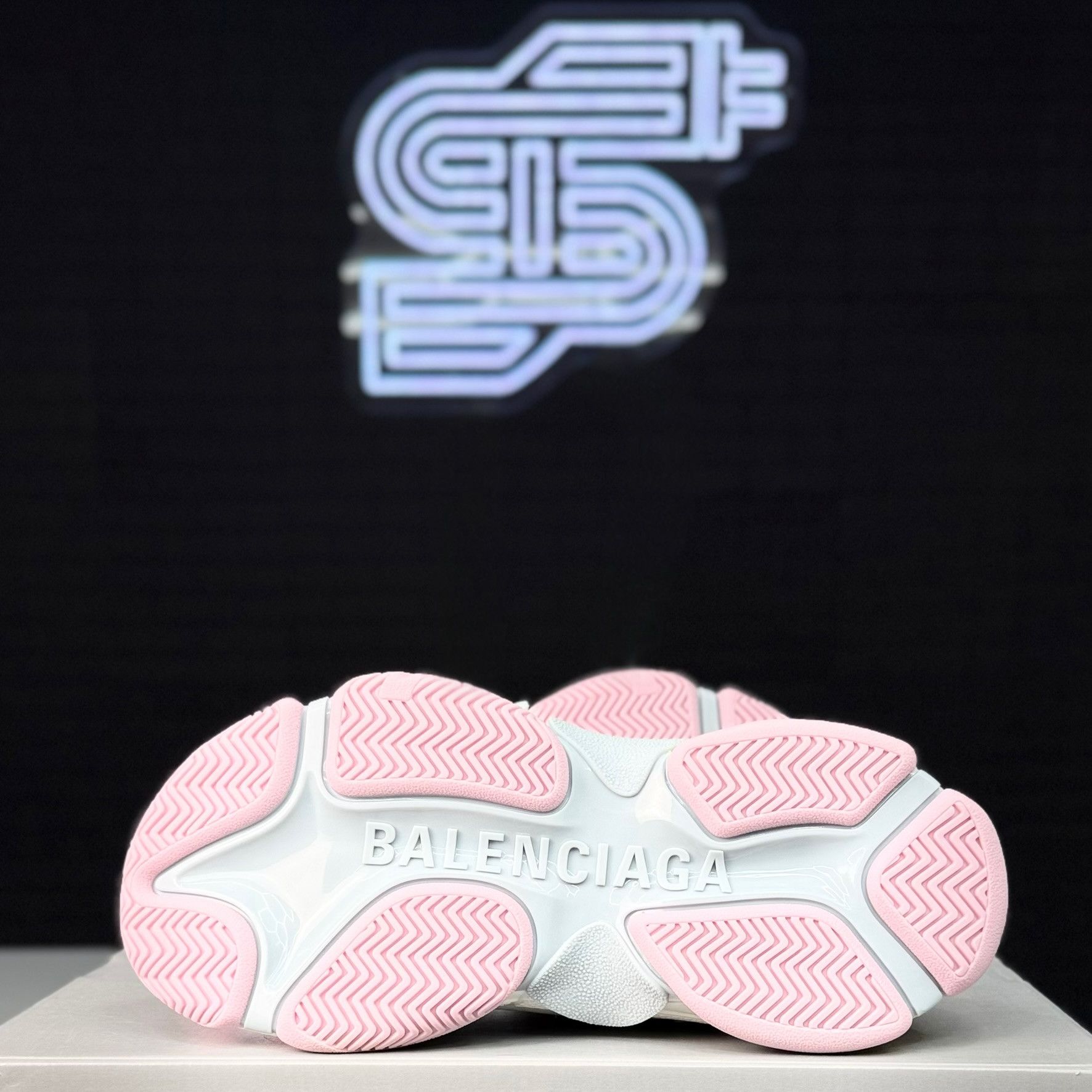 Balenciaga Balenciaga Triple-S White/Pink/Yellow Size US 7.5 / EU 40-41 - 5 Thumbnail