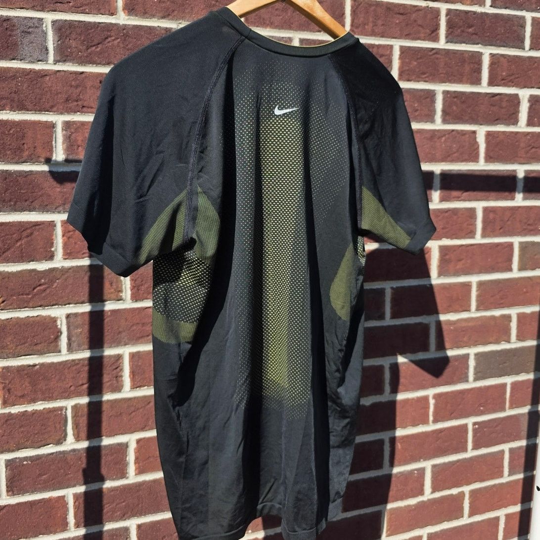 Nike Nike+ iPod Compression Running T-Shirt Size US XL / EU 56 / 4 - 1 Thumbnail