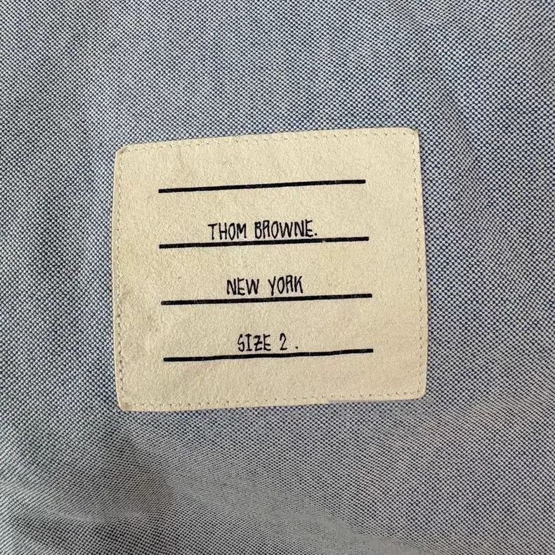 Thom Browne Thom Browne Classic Shirt with Three-Color Stripe on Shoul Size US M / EU 48-50 / 2 - 5 Thumbnail