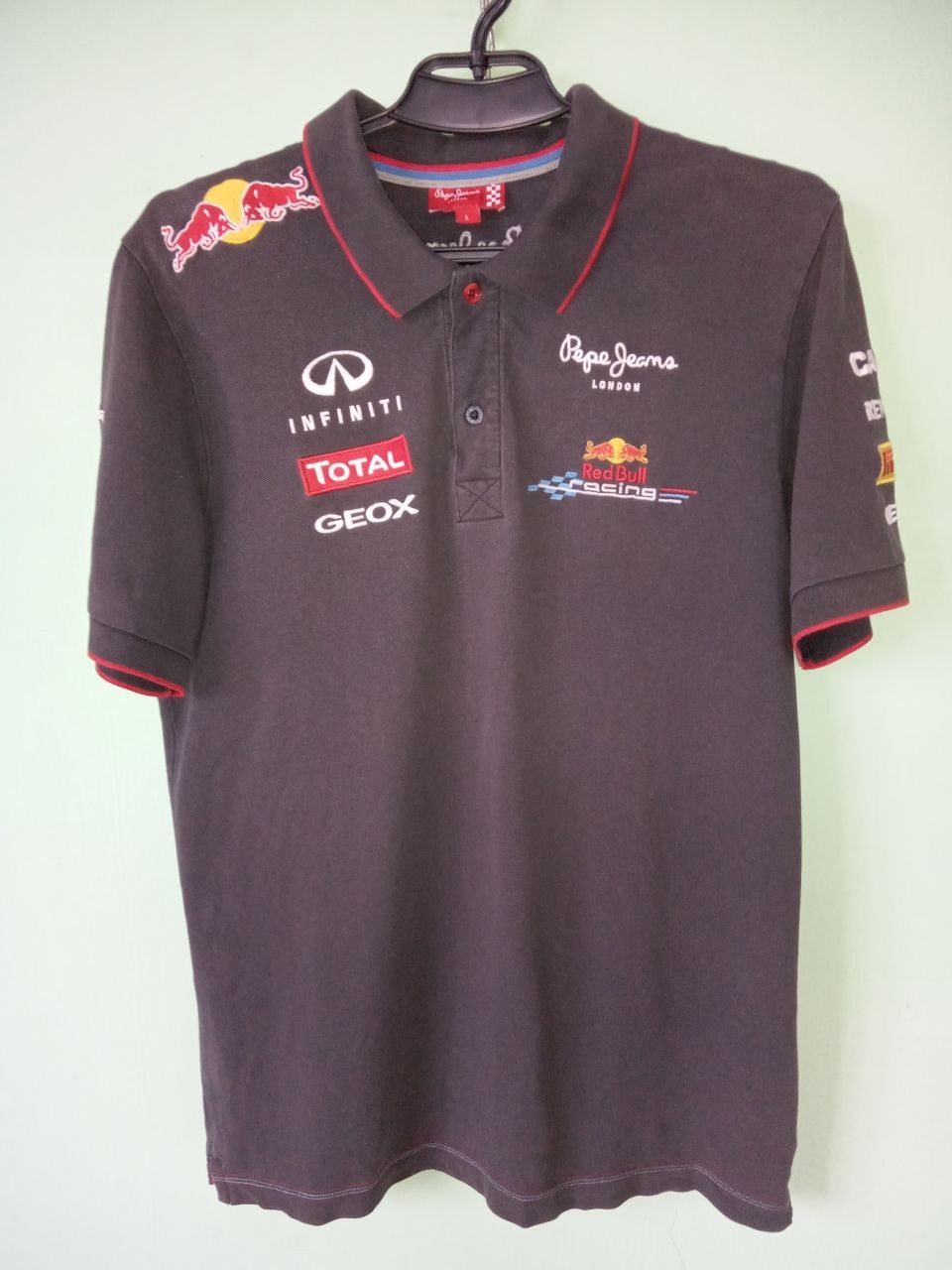 Pepe Jeans Vintage Pepe Jeans Red Bull Racing Infiniti Y2K Faded Polo Size US L / EU 52-54 / 3 - 1 Thumbnail