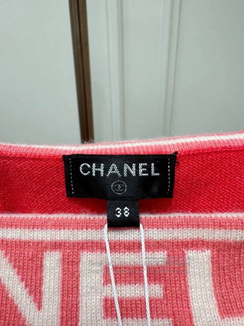 Chanel Chanel Cashmere knitted skirt Size 25" / US 0 / IT 36 - 4 Thumbnail
