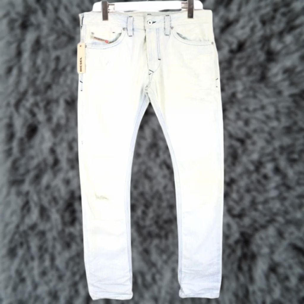 Diesel DIESEL D.N.A Thanaz Slim-Skinny 8880L Jeans Men's W31/L32 Zip Faded Distressed Size US 31 - 1 Thumbnail
