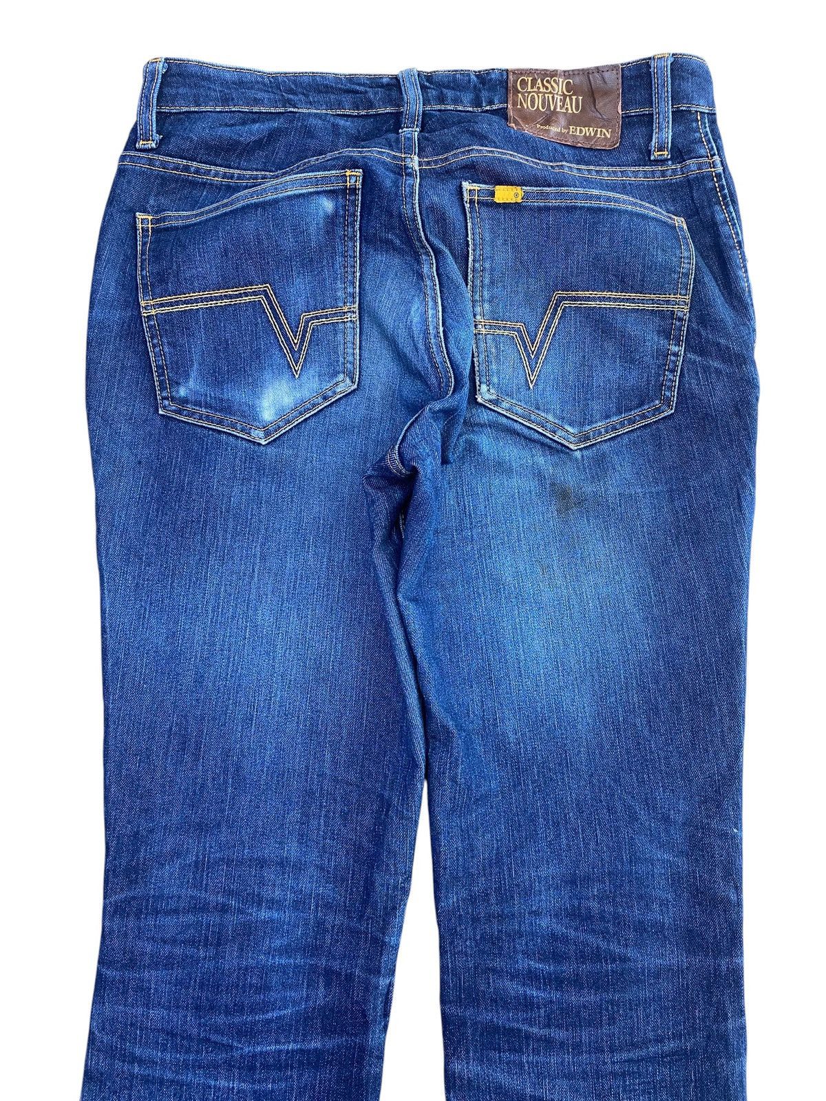 Edwin Vintage Edwin Faded Wash Ripped Style Flare Jeans Size US 30 / EU 46 - 4 Thumbnail