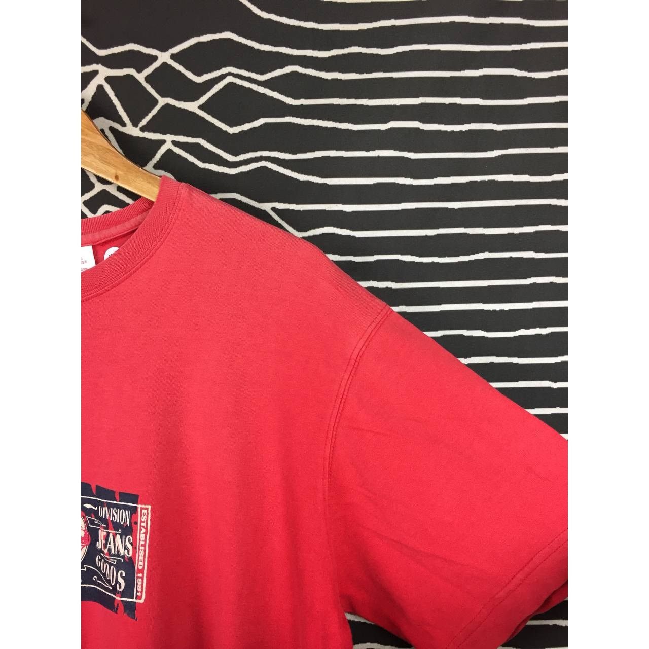 Designer × Guess × Vintage Vtg Guess Jeans Workwear Division Authentic Goods Tee Size US M / EU 48-50 / 2 - 4 Thumbnail